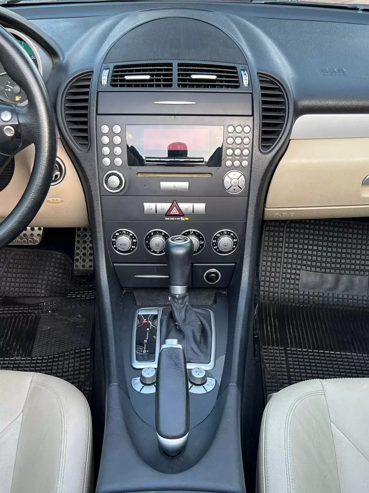 Mercedes Benz SLK 280 2008 en Globalmotors: Elegancia y potencia. - Imagen 11