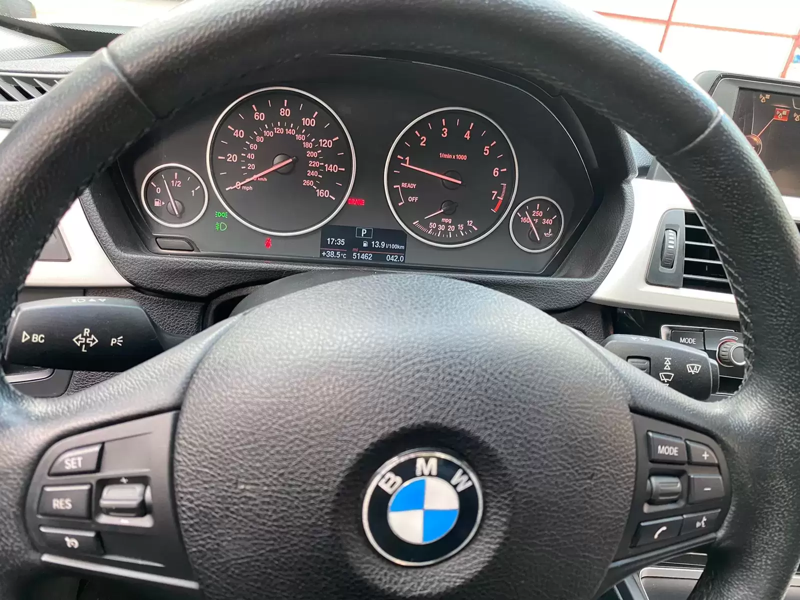BMW 320i Look M Full 2016 en Globalmotors - Sedán Deportivo - Imagen 14