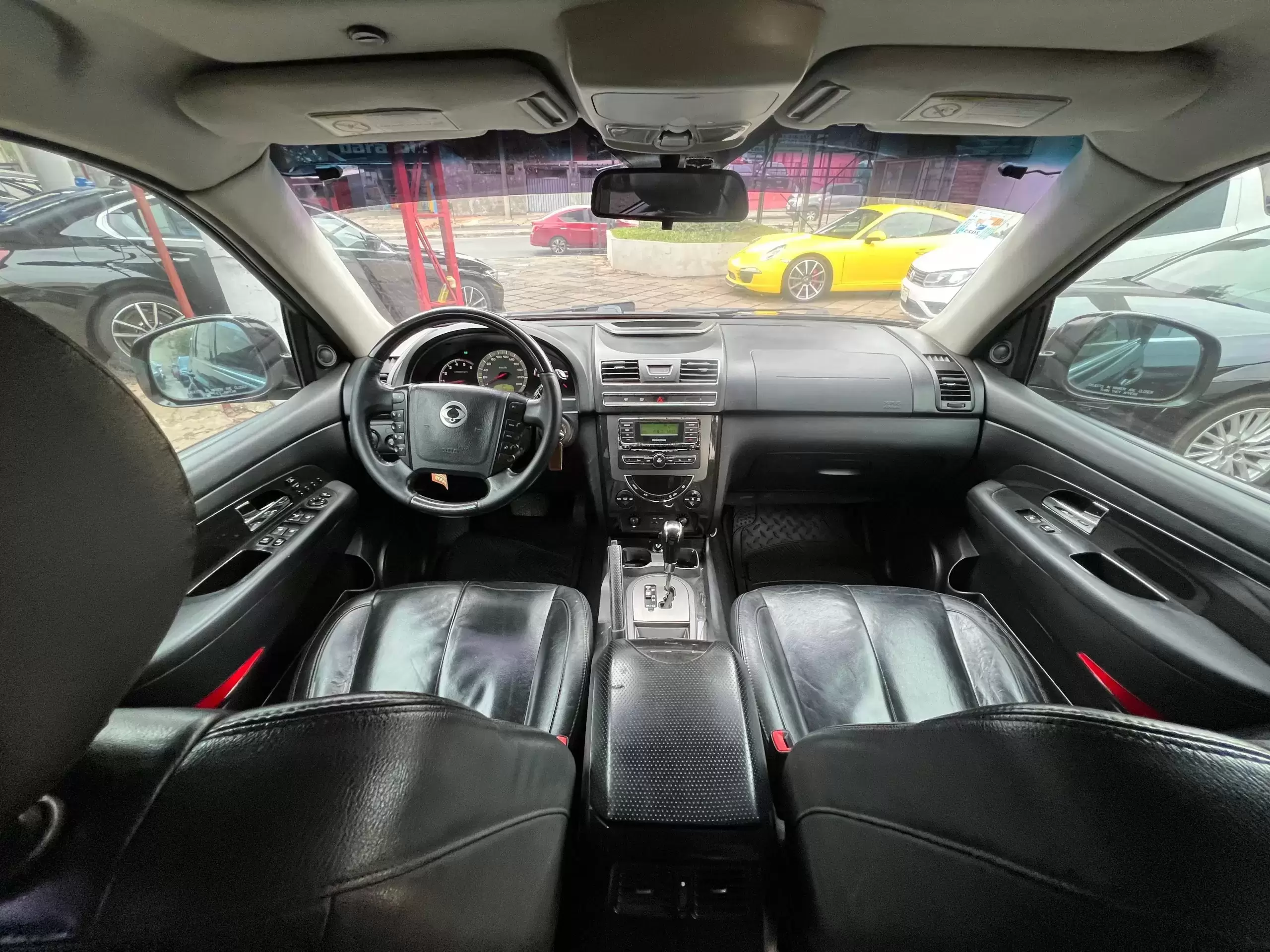 SsangYong Rexton Noblese 4×4 2012 en Globalmotors: SUV robusta y elegante - Imagen 12