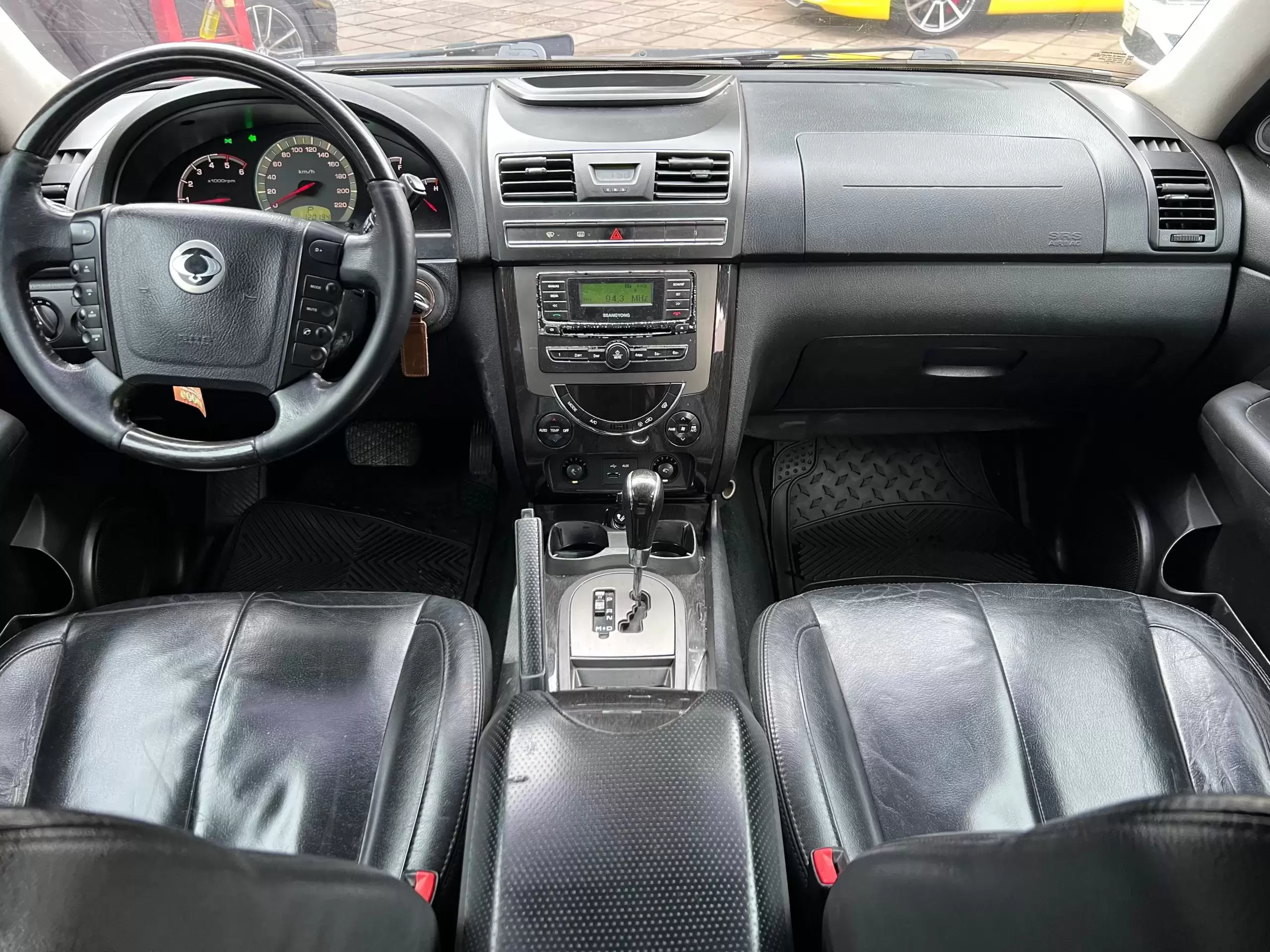 SsangYong Rexton Noblese 4×4 2012 en Globalmotors: SUV robusta y elegante - Imagen 13
