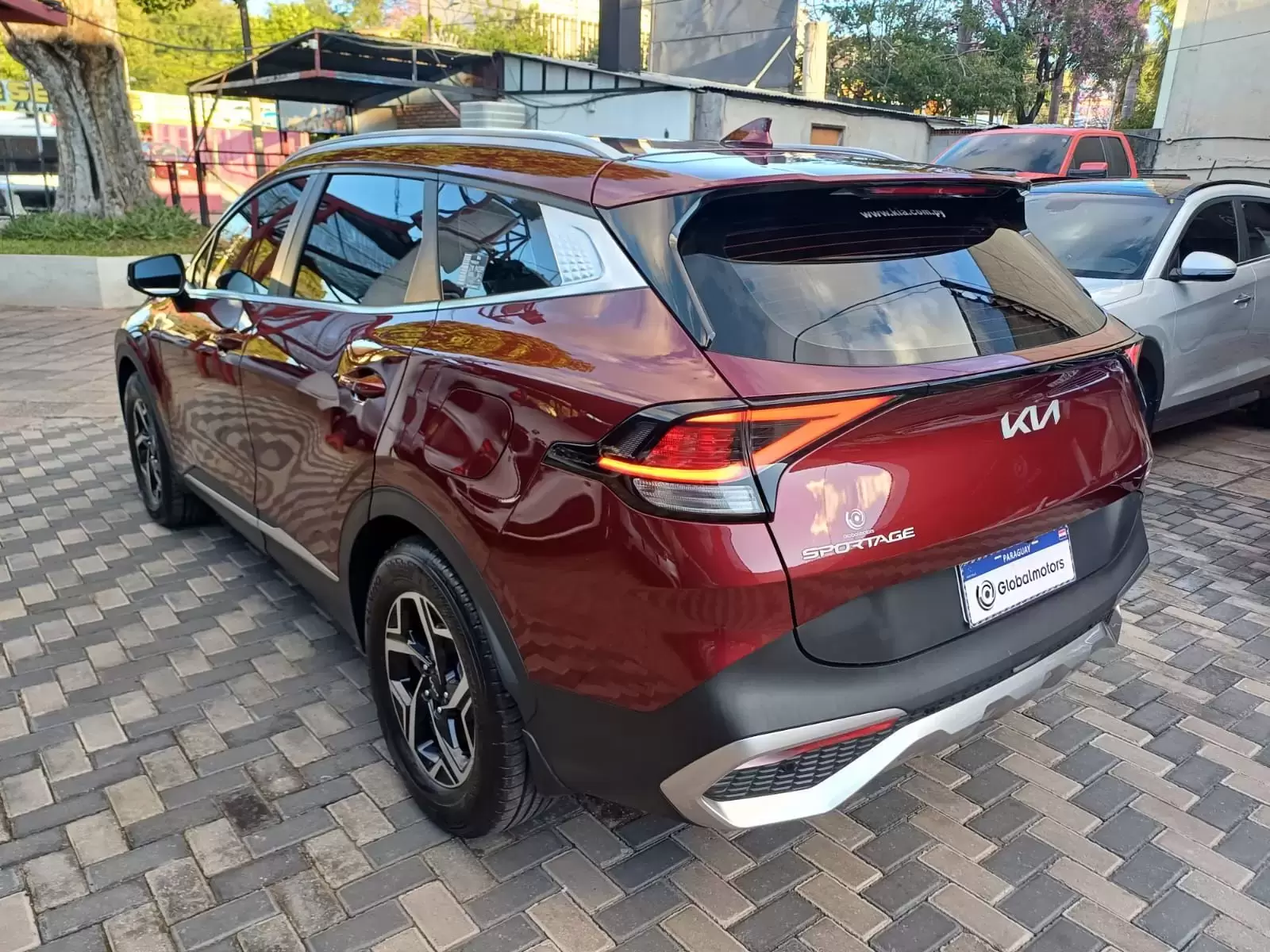 Kia Sportage 2022 en Globalmotors: Moderna SUV con tecnología avanzada. - Imagen 4