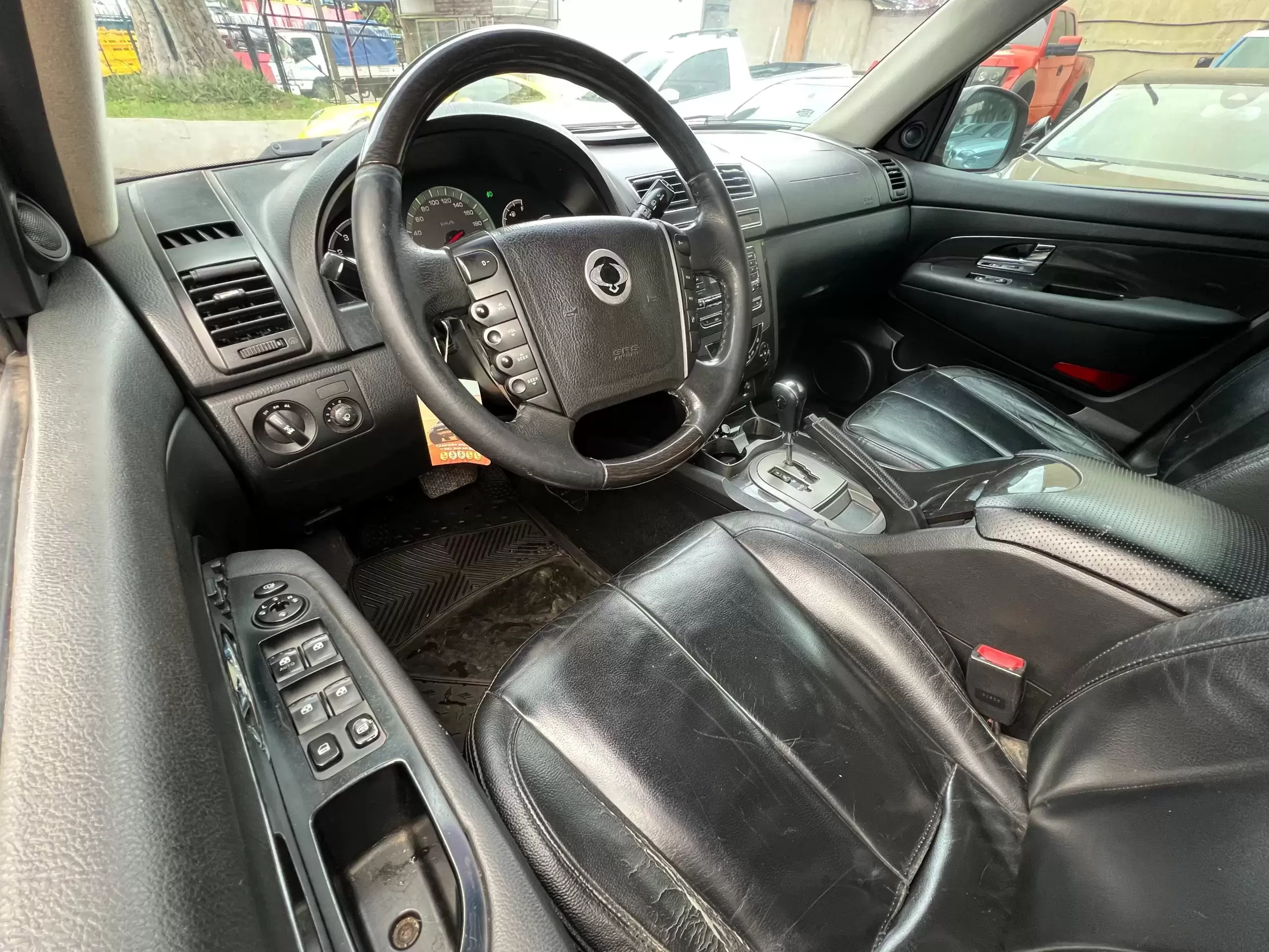 SsangYong Rexton Noblese 4×4 2012 en Globalmotors: SUV robusta y elegante - Imagen 16