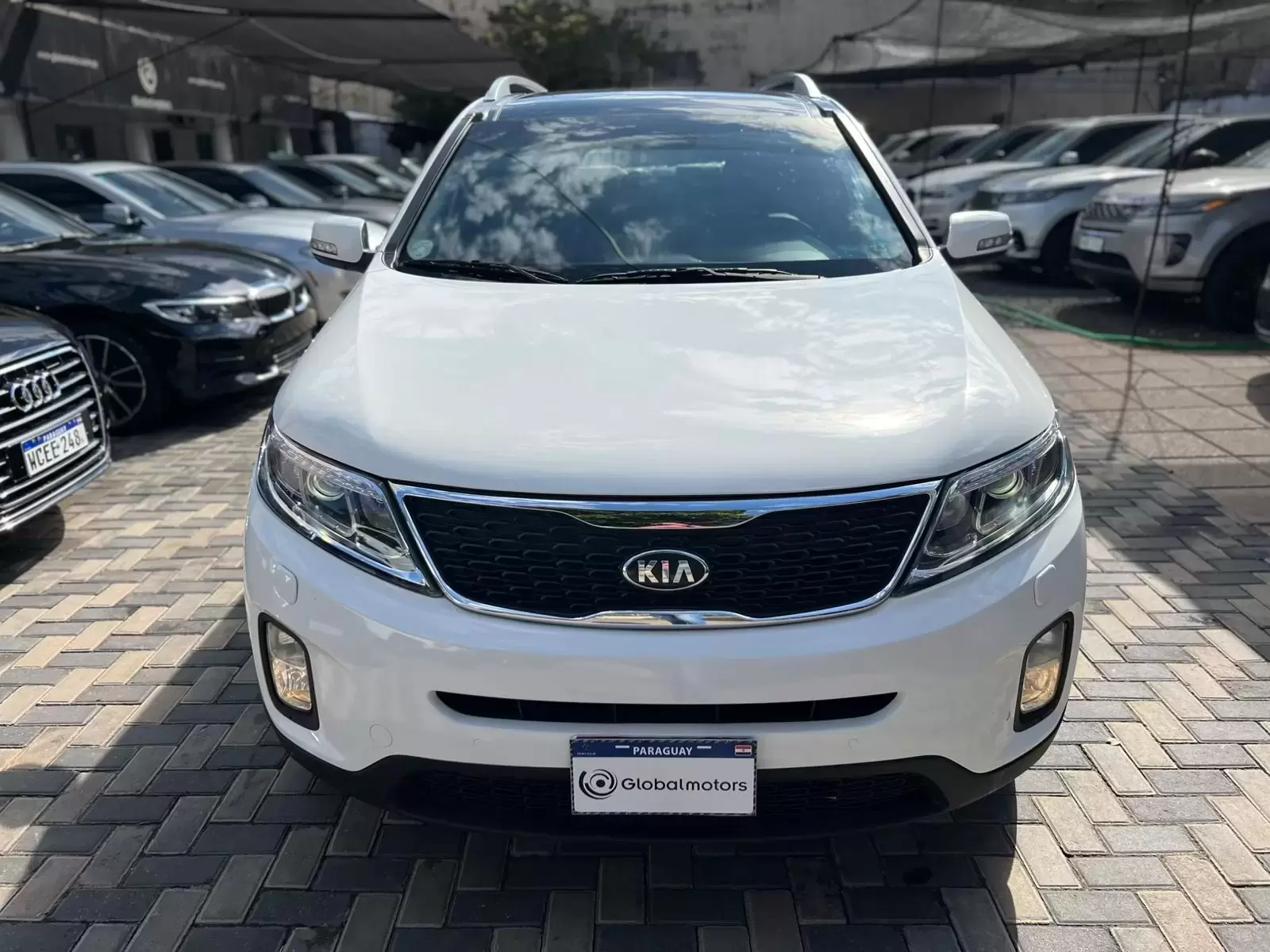 Kia Sorento AWD Full 2014 en Globalmotors: Potencia y comodidad. - Imagen 2