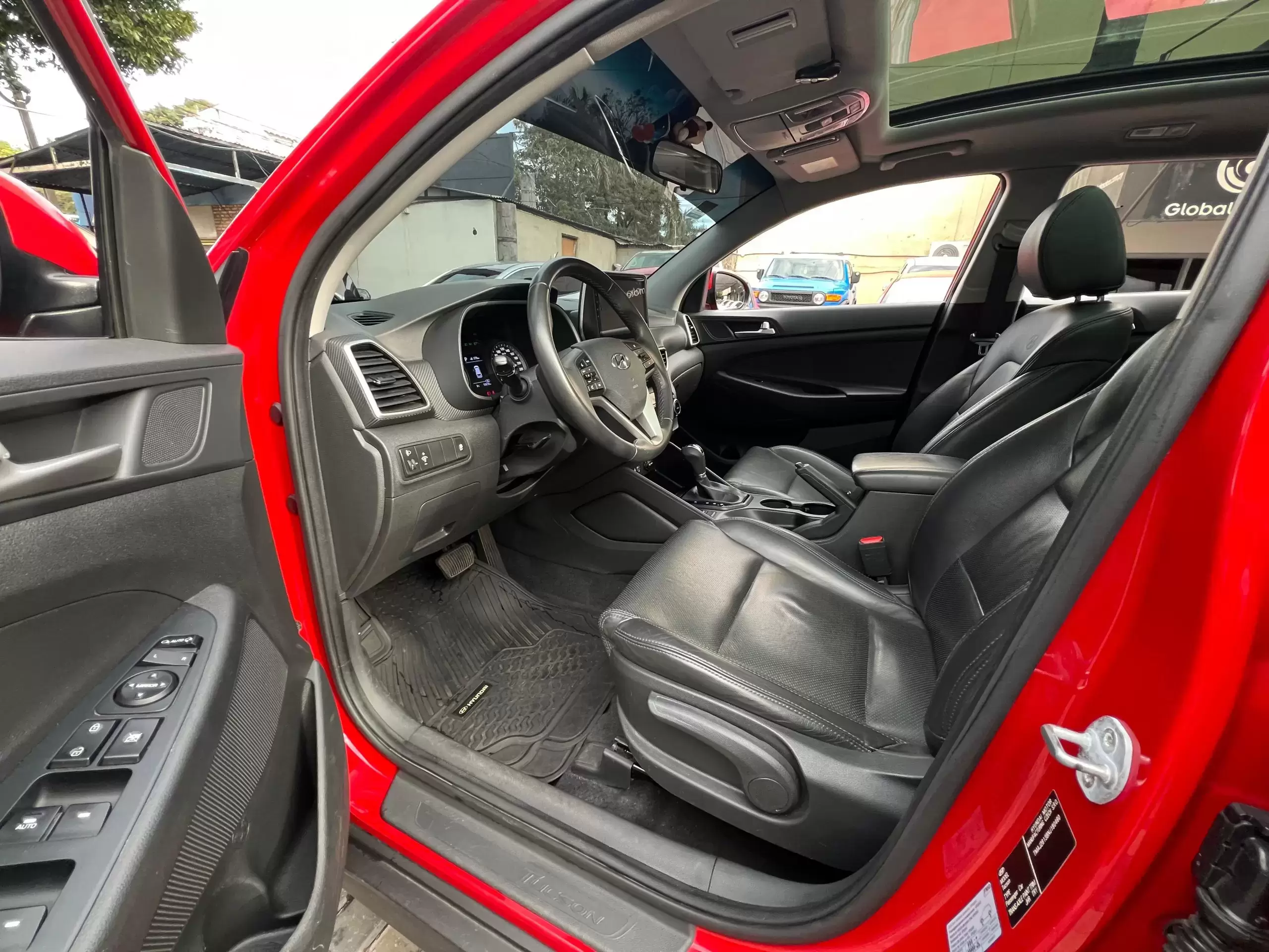 Hyundai Tucson 2022 en Globalmotors: SUV moderno y espacioso. - Imagen 8
