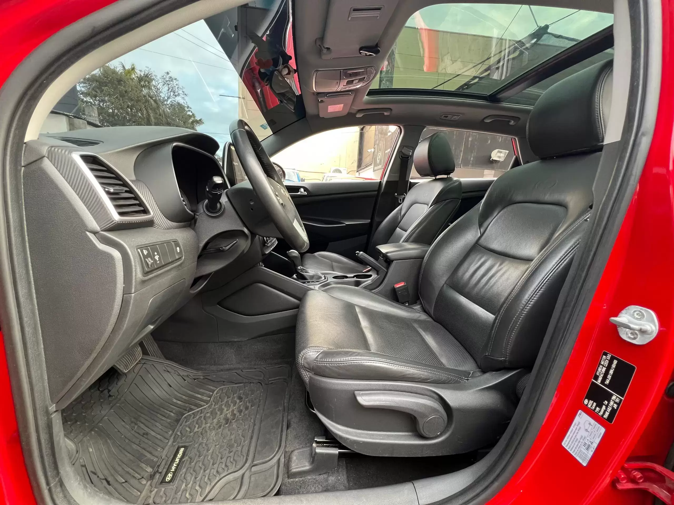 Hyundai Tucson 2022 en Globalmotors: SUV moderno y espacioso. - Imagen 9