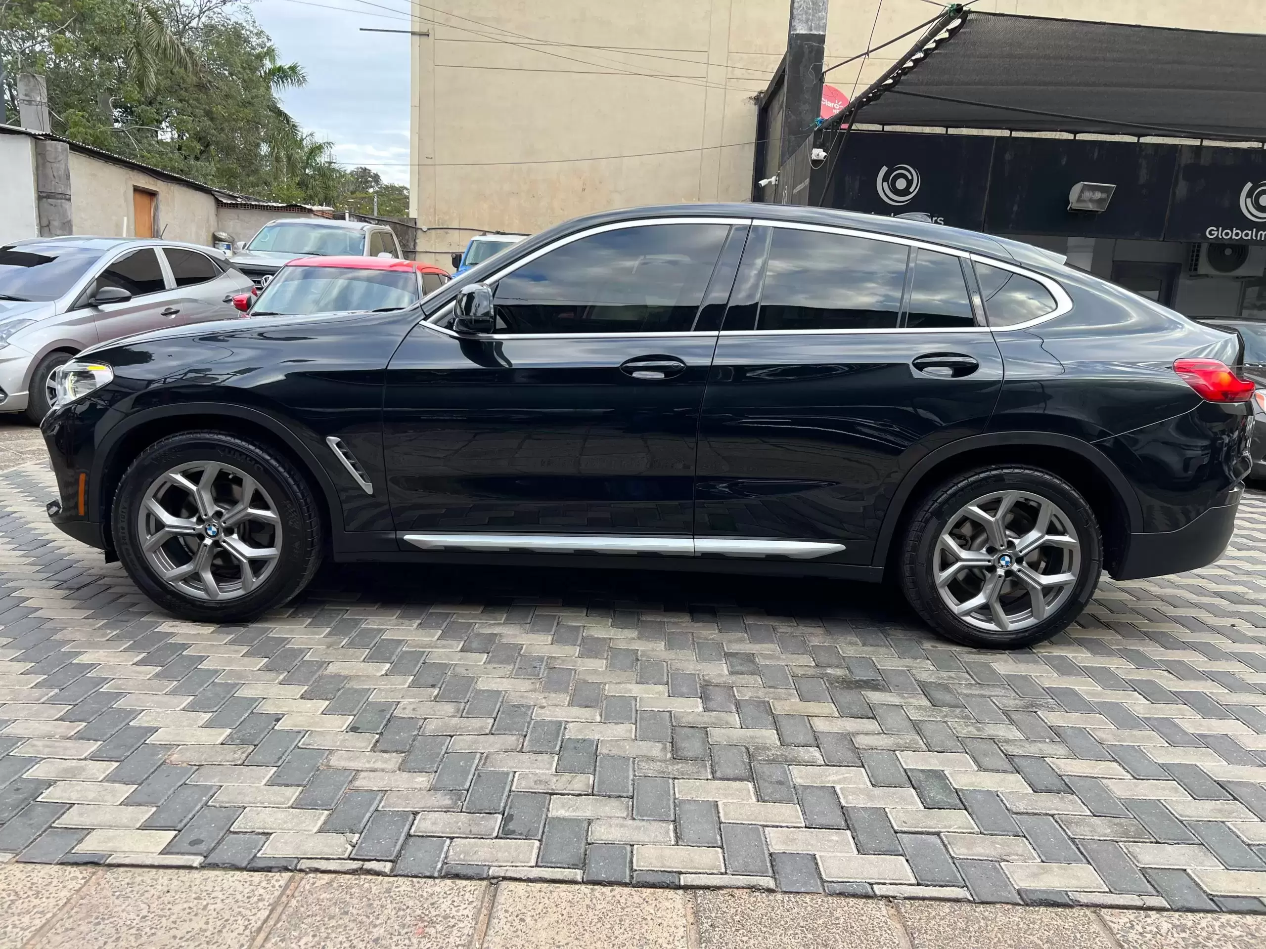 BMW X4 Xdrive 30i Luxury 2020 en Globalmotors: Deportividad y elegancia. - Imagen 4