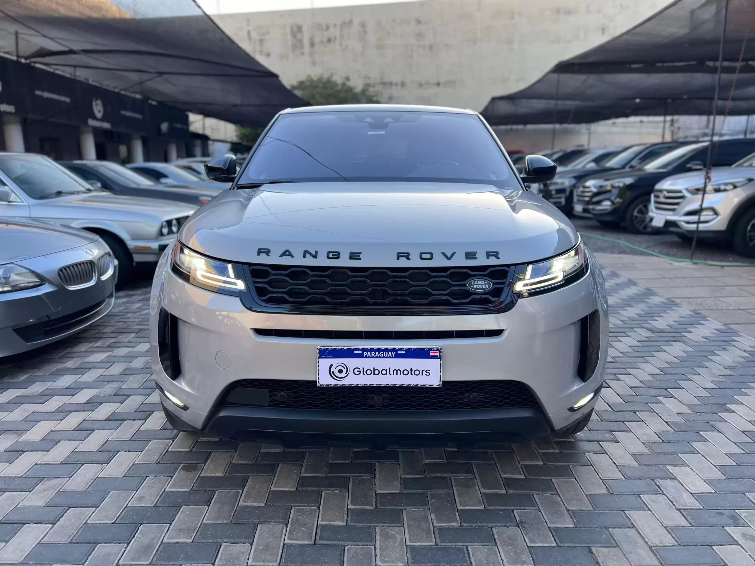 Land Rover Evoque SE AWD 2020 en Globalmotors: Lujo y tecnología. - Imagen 2