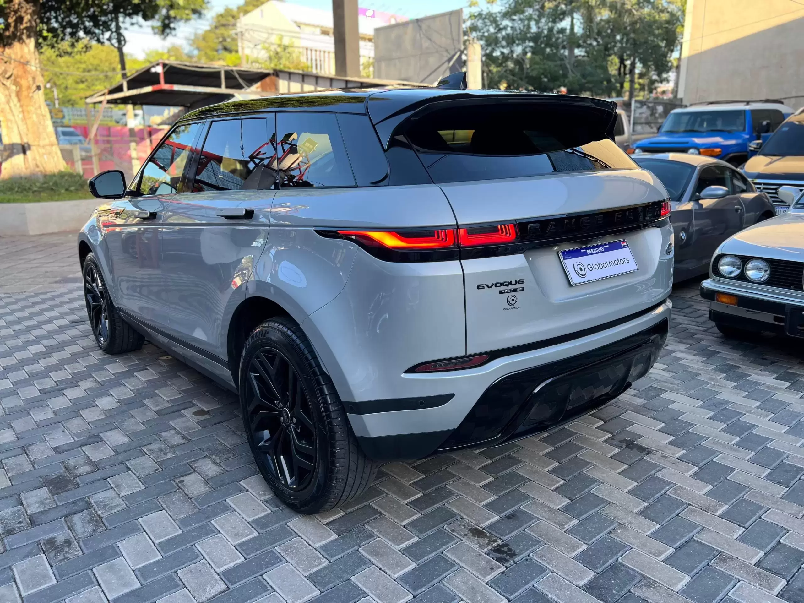 Land Rover Evoque SE AWD 2020 en Globalmotors: Lujo y tecnología. - Imagen 5