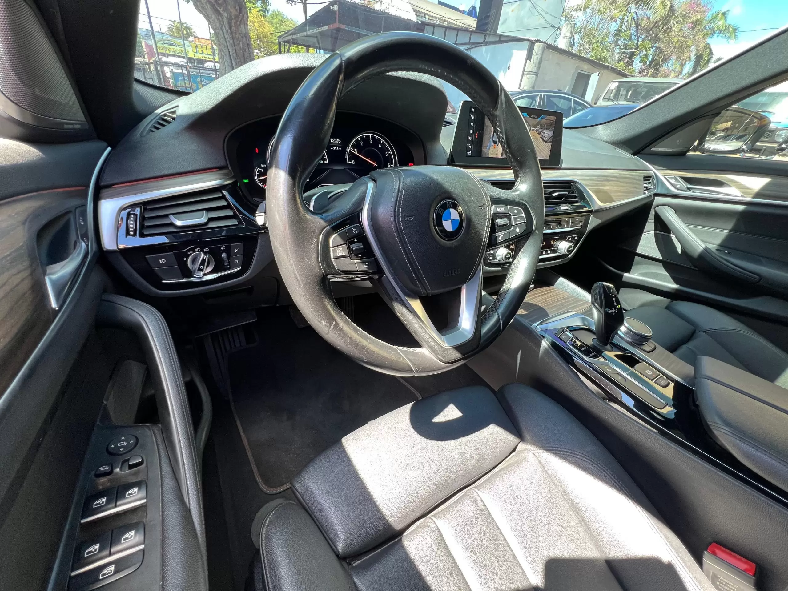BMW 530i Sport Line Package 2018 en Globalmotors: Lujo y potencia. - Imagen 14