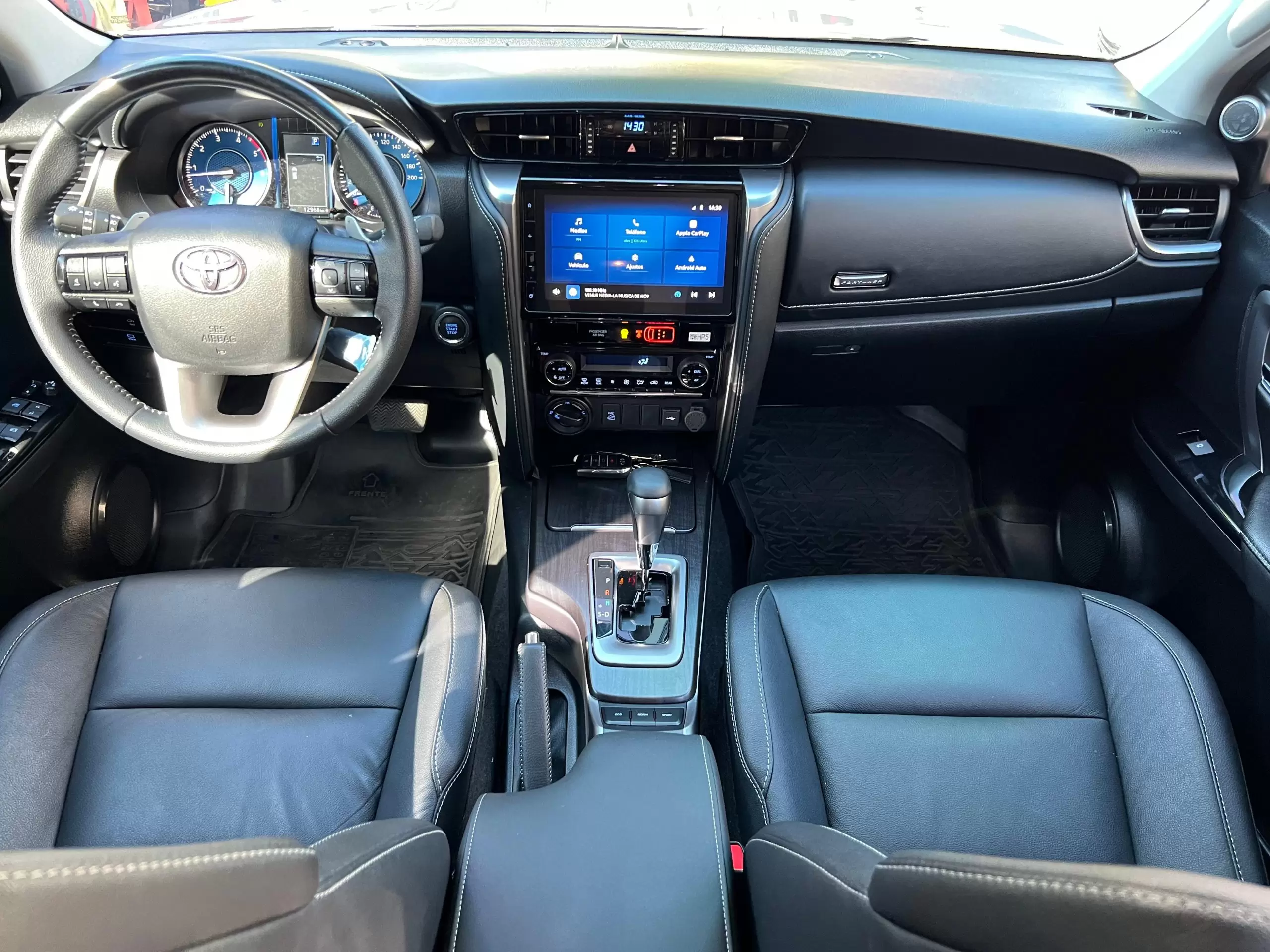 Toyota Fortuner SRV 4×4 2024 en Globalmotors: Potencia y confort SUV - Imagen 14