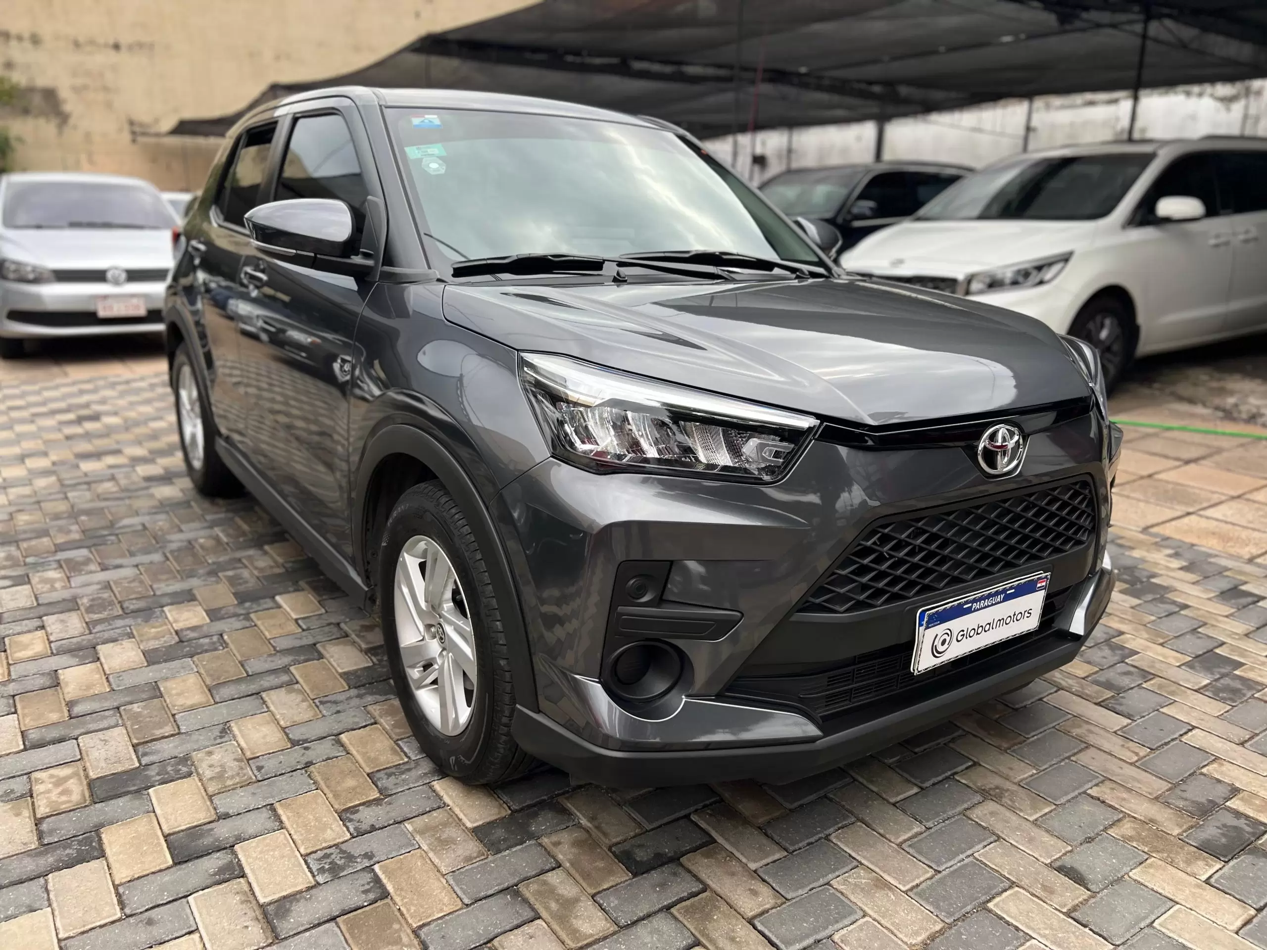 Toyota Raize E 2023 en Globalmotors: SUV compacto y moderno. - Imagen 3