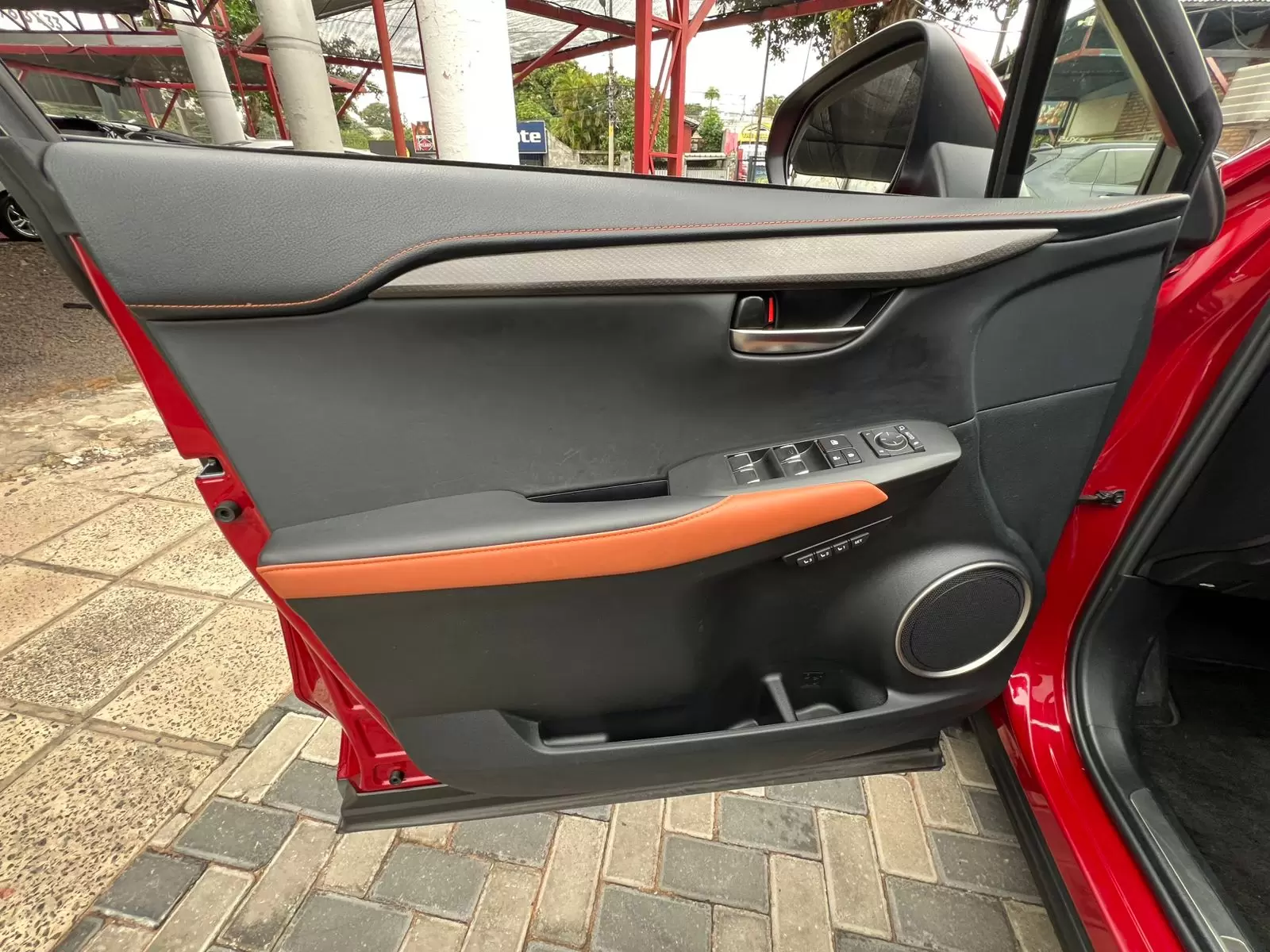 Lexus NX 300h Híbrida 2020 en Globalmotors: Elegancia y eficiencia. - Imagen 10