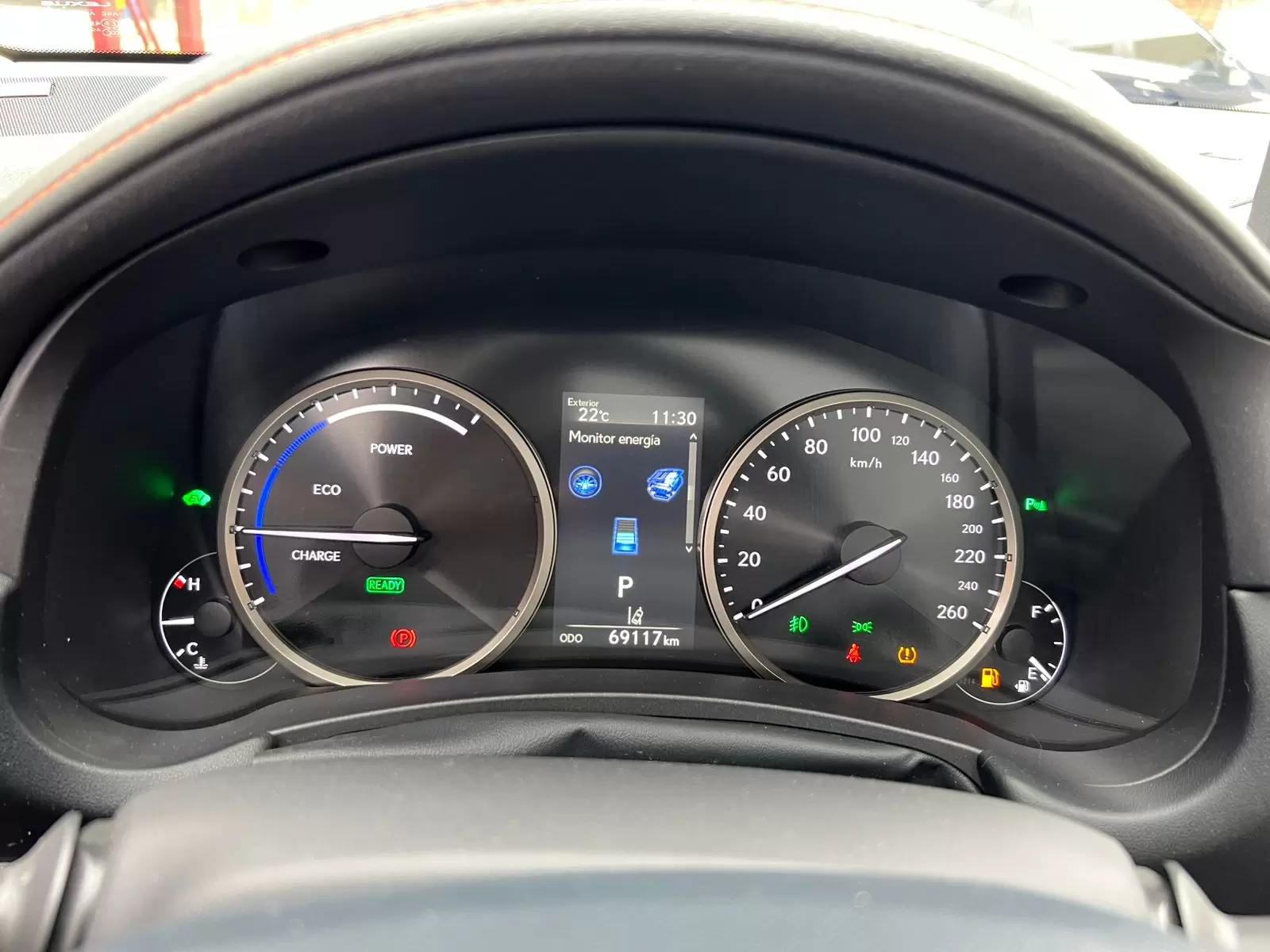 Lexus NX 300h Híbrida 2020 en Globalmotors: Elegancia y eficiencia. - Imagen 17
