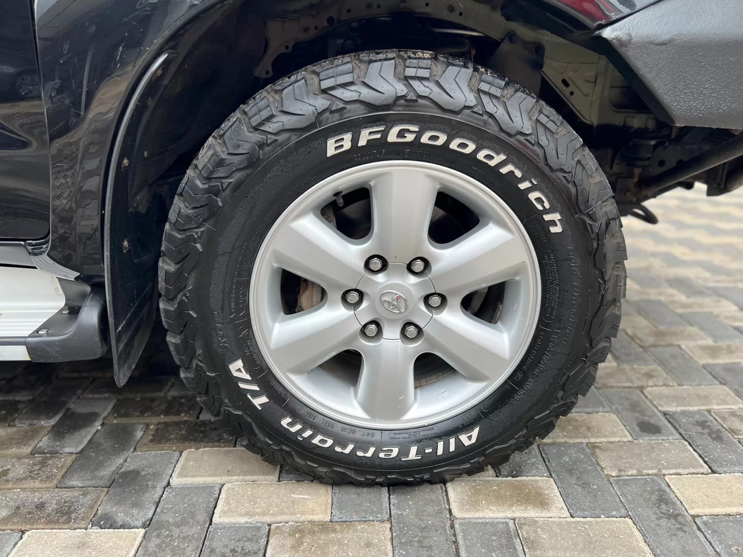 Toyota Hilux 4×4 Full 2010 en Globalmotors: Robusta y confiable. - Imagen 9