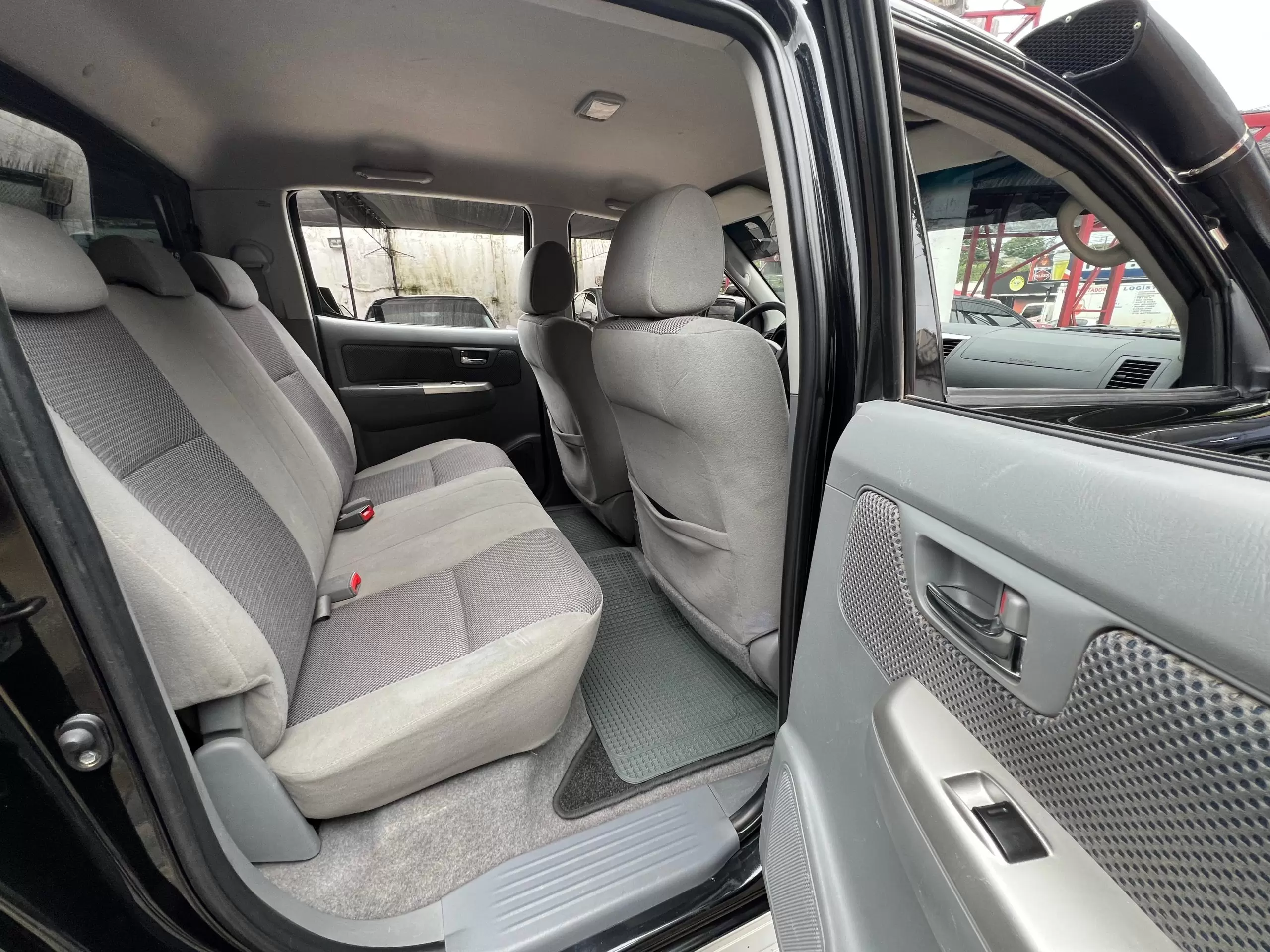Toyota Hilux 4×4 Full 2010 en Globalmotors: Robusta y confiable. - Imagen 16
