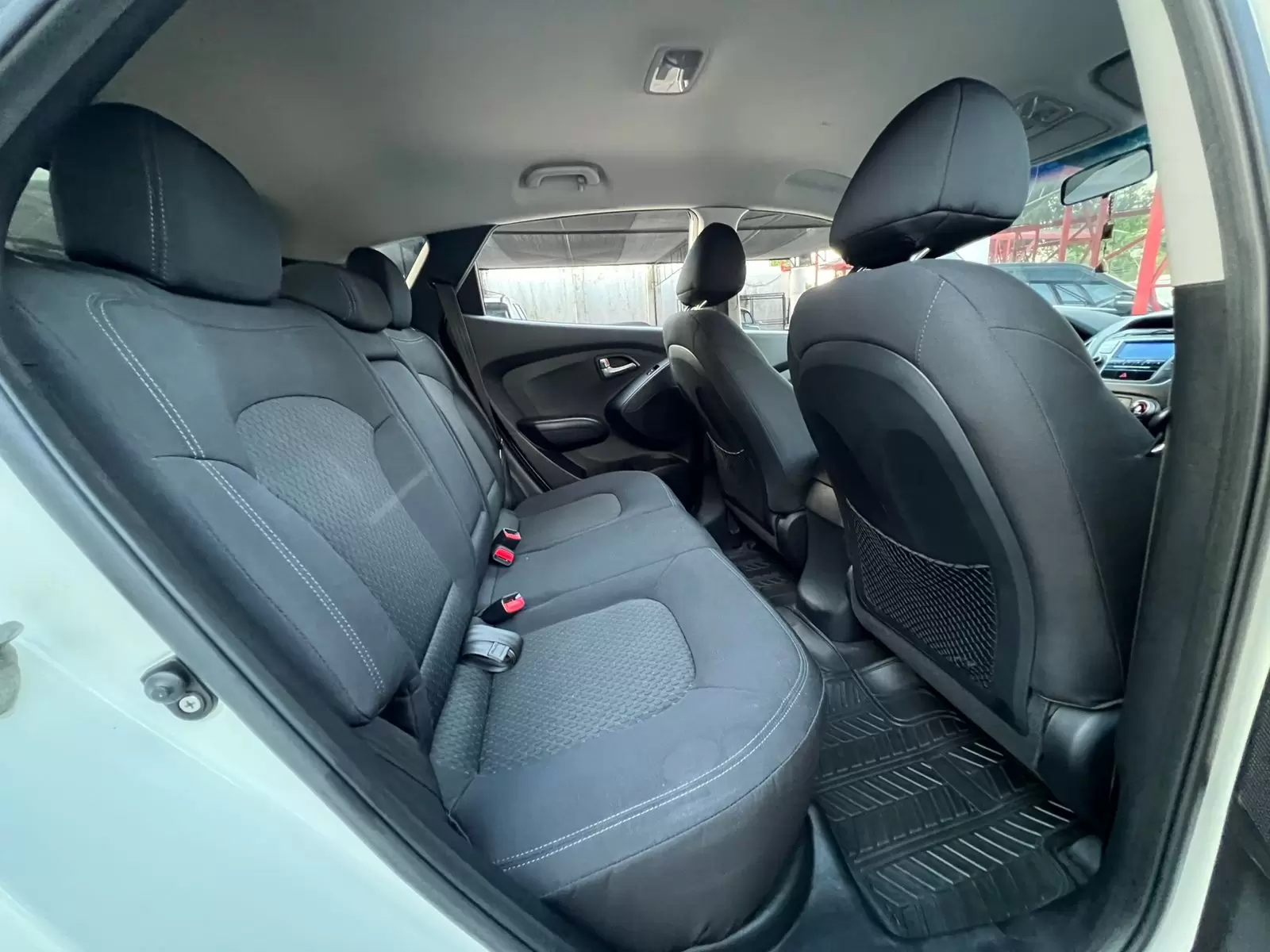 Hyundai Tucson 4×4 2012 en Globalmotors: Robusto y versátil SUV compacto - Imagen 13