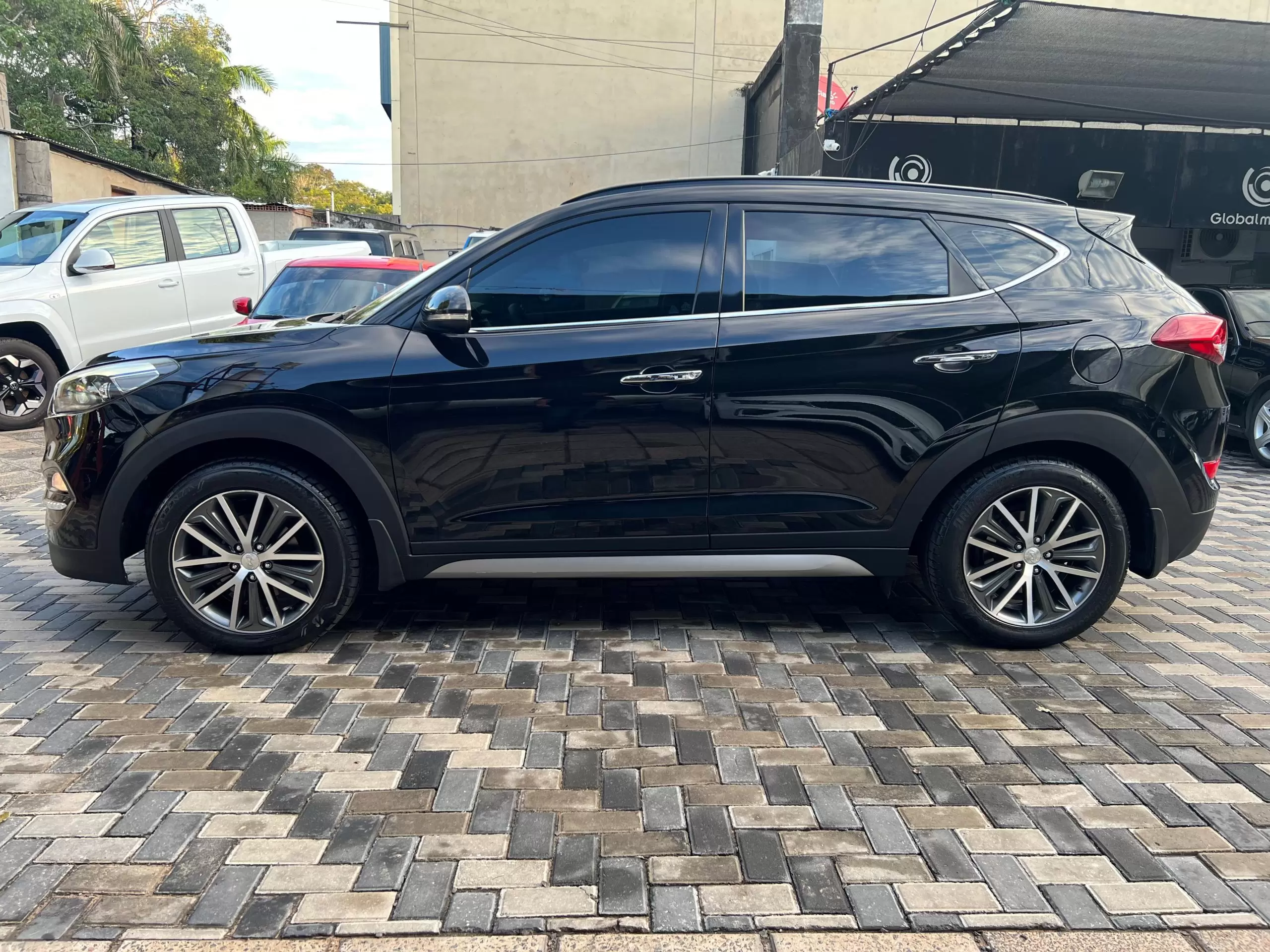 Hyundai Tucson Full 2017 en Globalmotors: Estilo, comodidad y tecnología. - Imagen 4