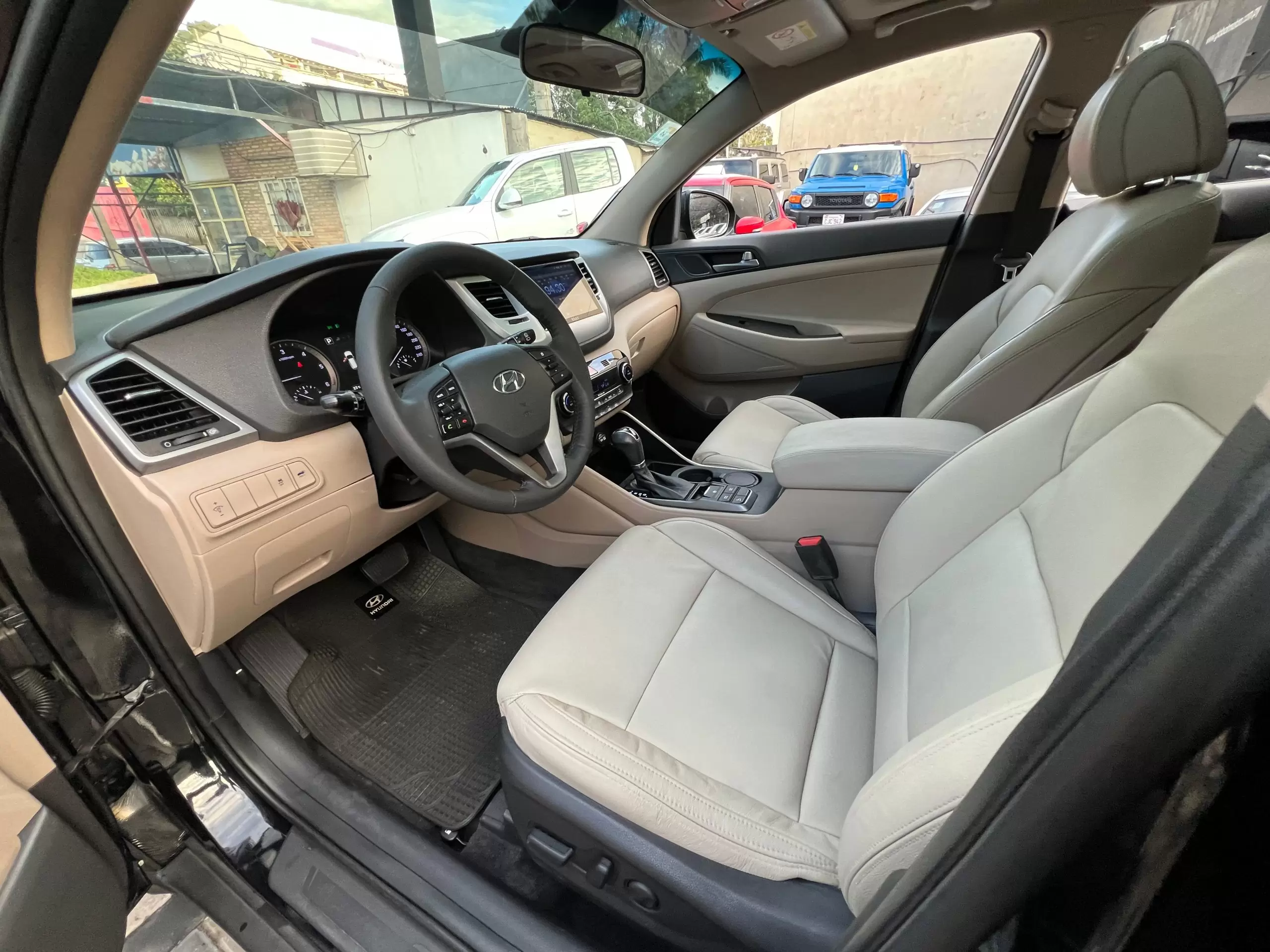 Hyundai Tucson Full 2017 en Globalmotors: Estilo, comodidad y tecnología. - Imagen 9