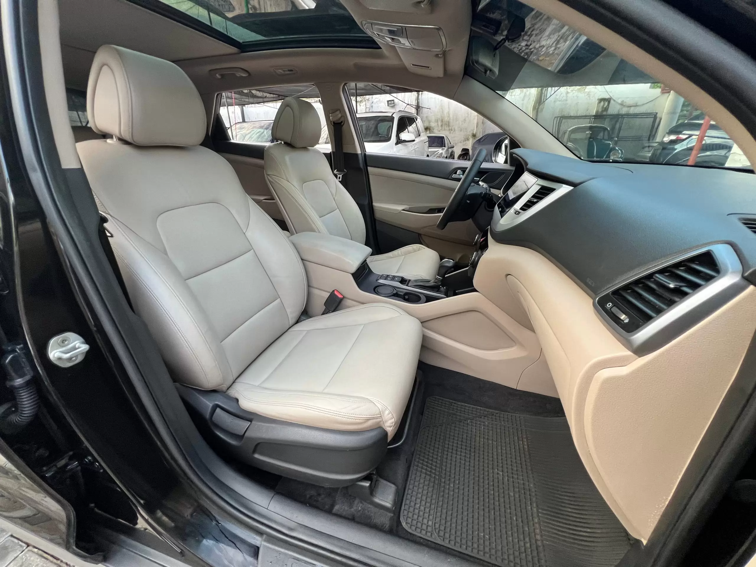 Hyundai Tucson Full 2017 en Globalmotors: Estilo, comodidad y tecnología. - Imagen 11