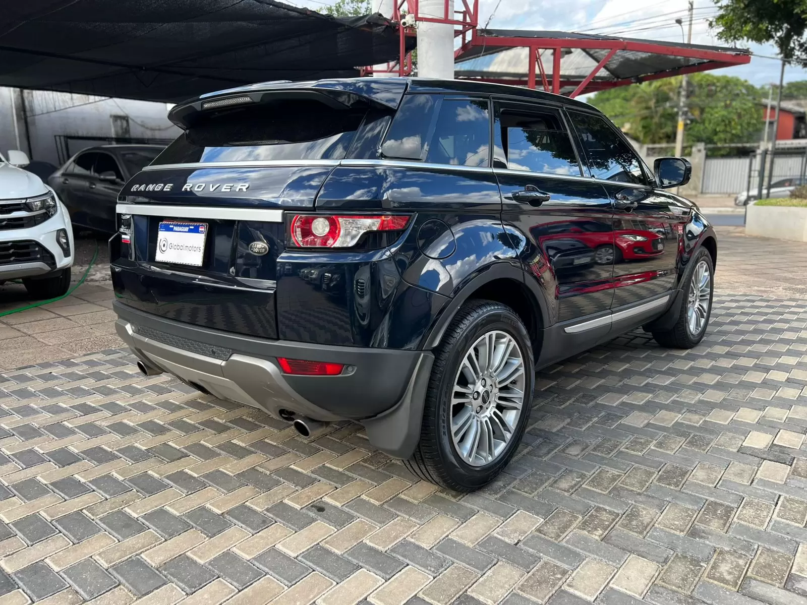 Land Rover Evoque 2012 en Globalmotors: SUV compacto elegante y potente. - Imagen 6