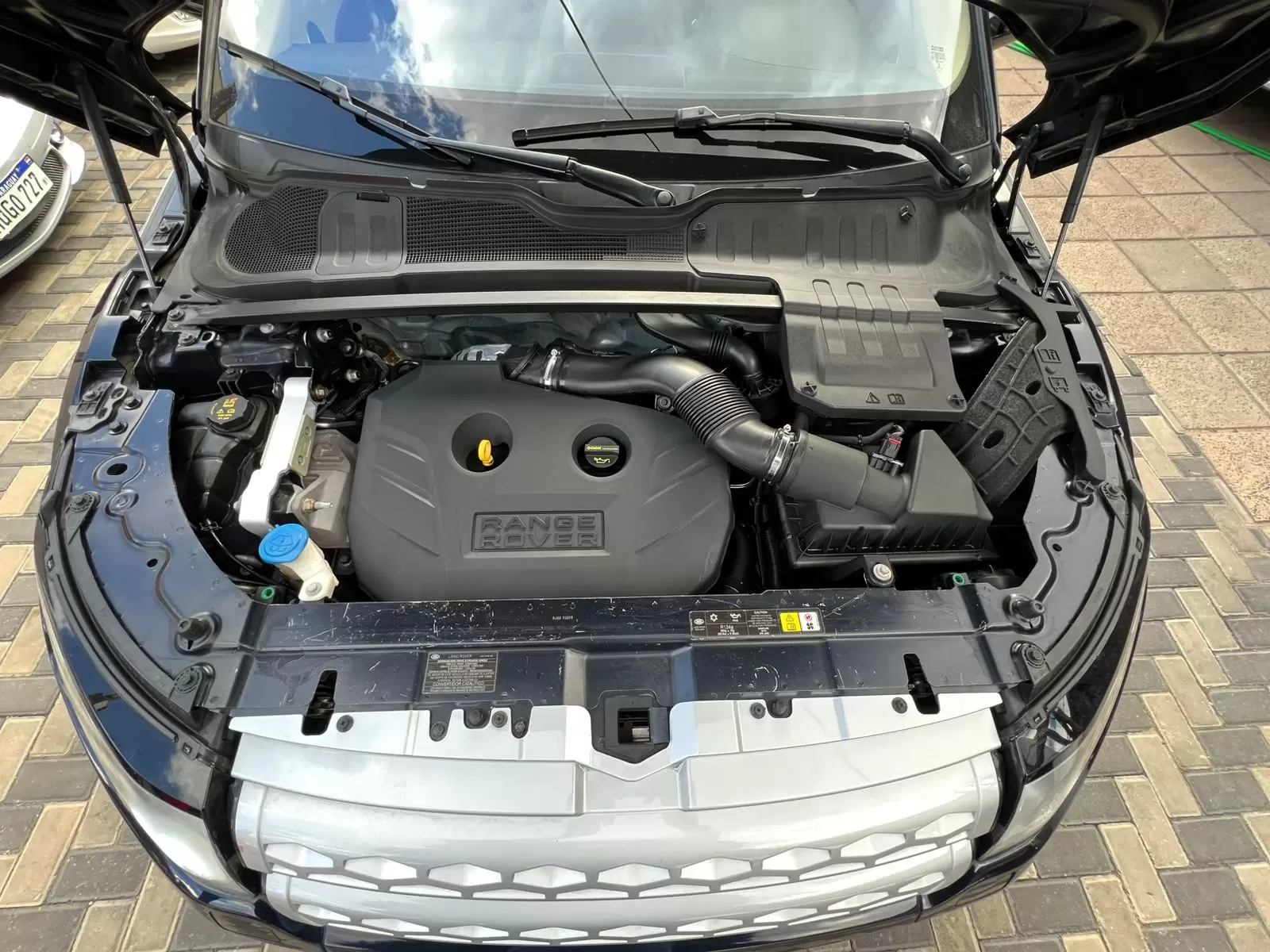 Land Rover Evoque 2012 en Globalmotors: SUV compacto elegante y potente. - Imagen 17