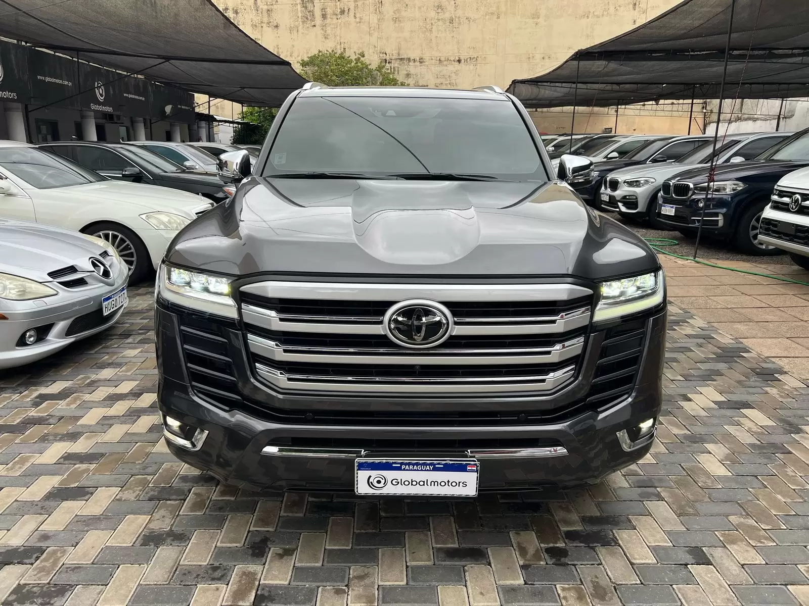 Toyota Land Cruiser VX 2022 - SUV de lujo y rendimiento excepcional - Imagen 2