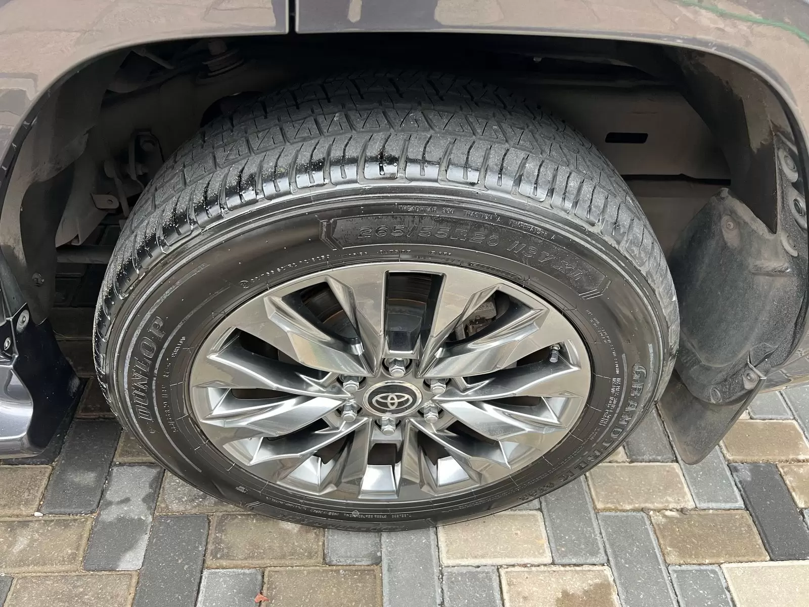 Toyota Land Cruiser VX 2022 - SUV de lujo y rendimiento excepcional - Imagen 21