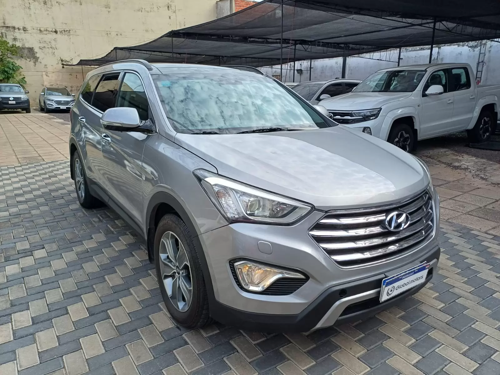 Hyundai Grand Santa Fe 4×4 Full 2016 en Globalmotors, Asunción - Imagen 3