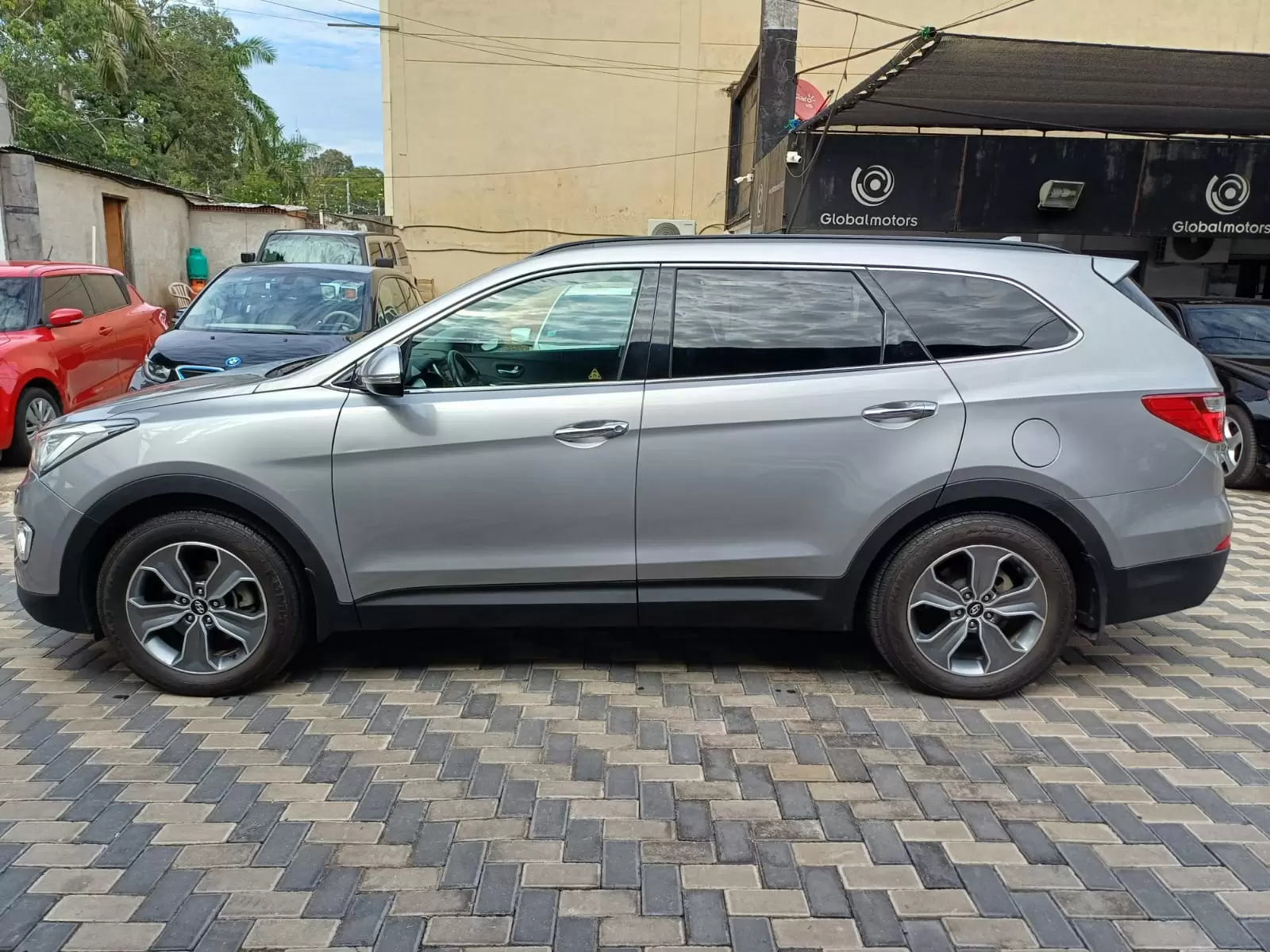 Hyundai Grand Santa Fe 4×4 Full 2016 en Globalmotors, Asunción - Imagen 4