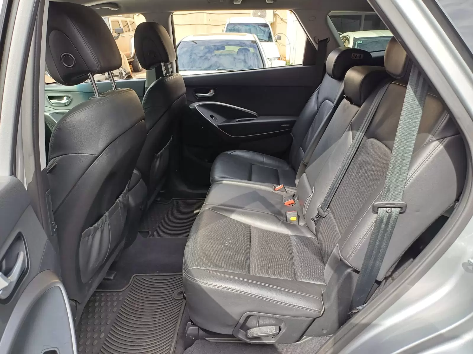 Hyundai Grand Santa Fe 4×4 Full 2016 en Globalmotors, Asunción - Imagen 10