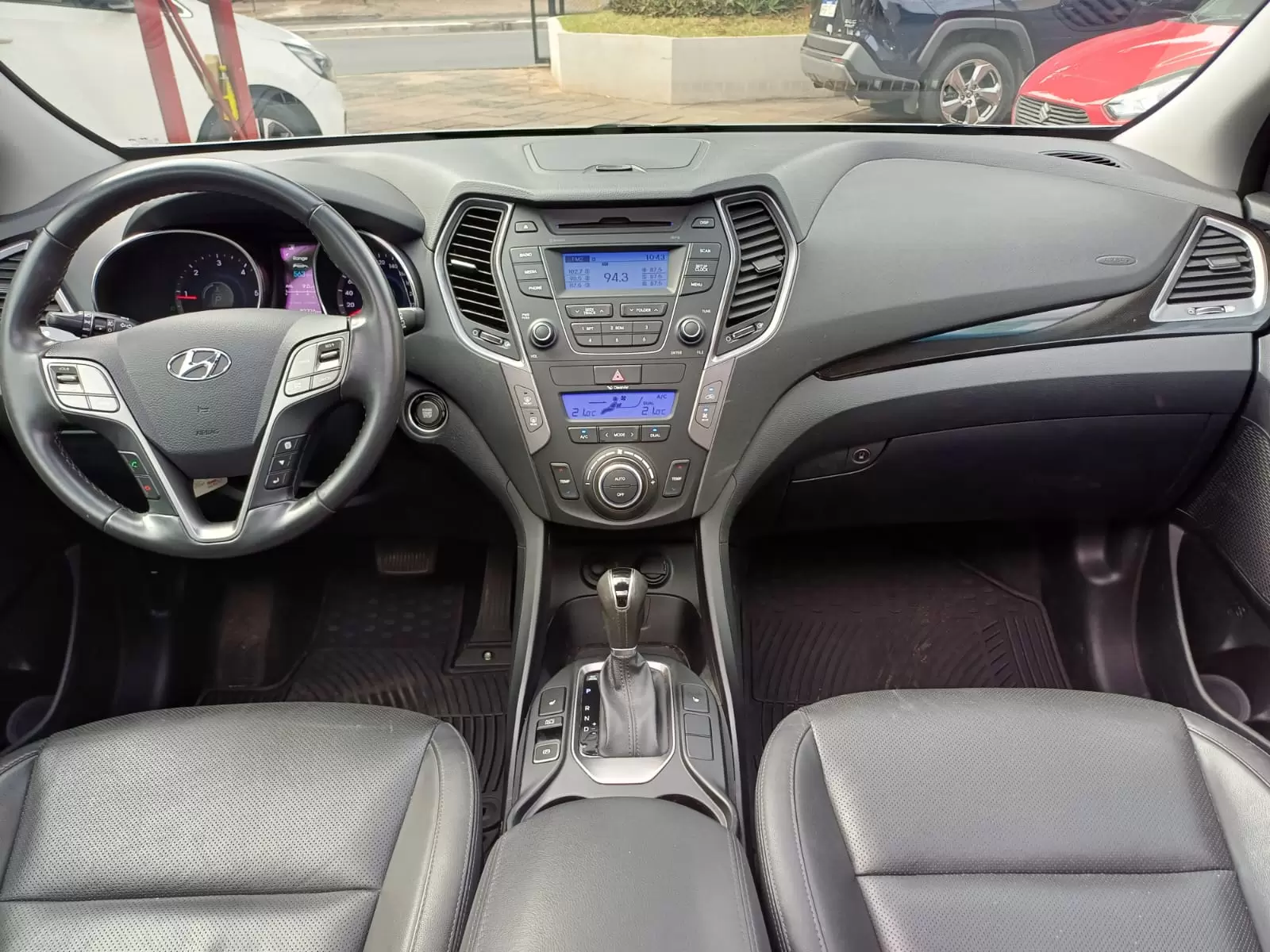 Hyundai Grand Santa Fe 4×4 Full 2016 en Globalmotors, Asunción - Imagen 12