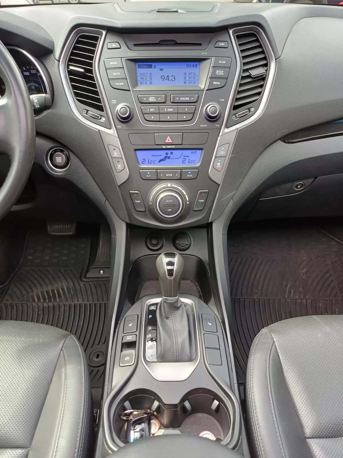 Hyundai Grand Santa Fe 4×4 Full 2016 en Globalmotors, Asunción - Imagen 14