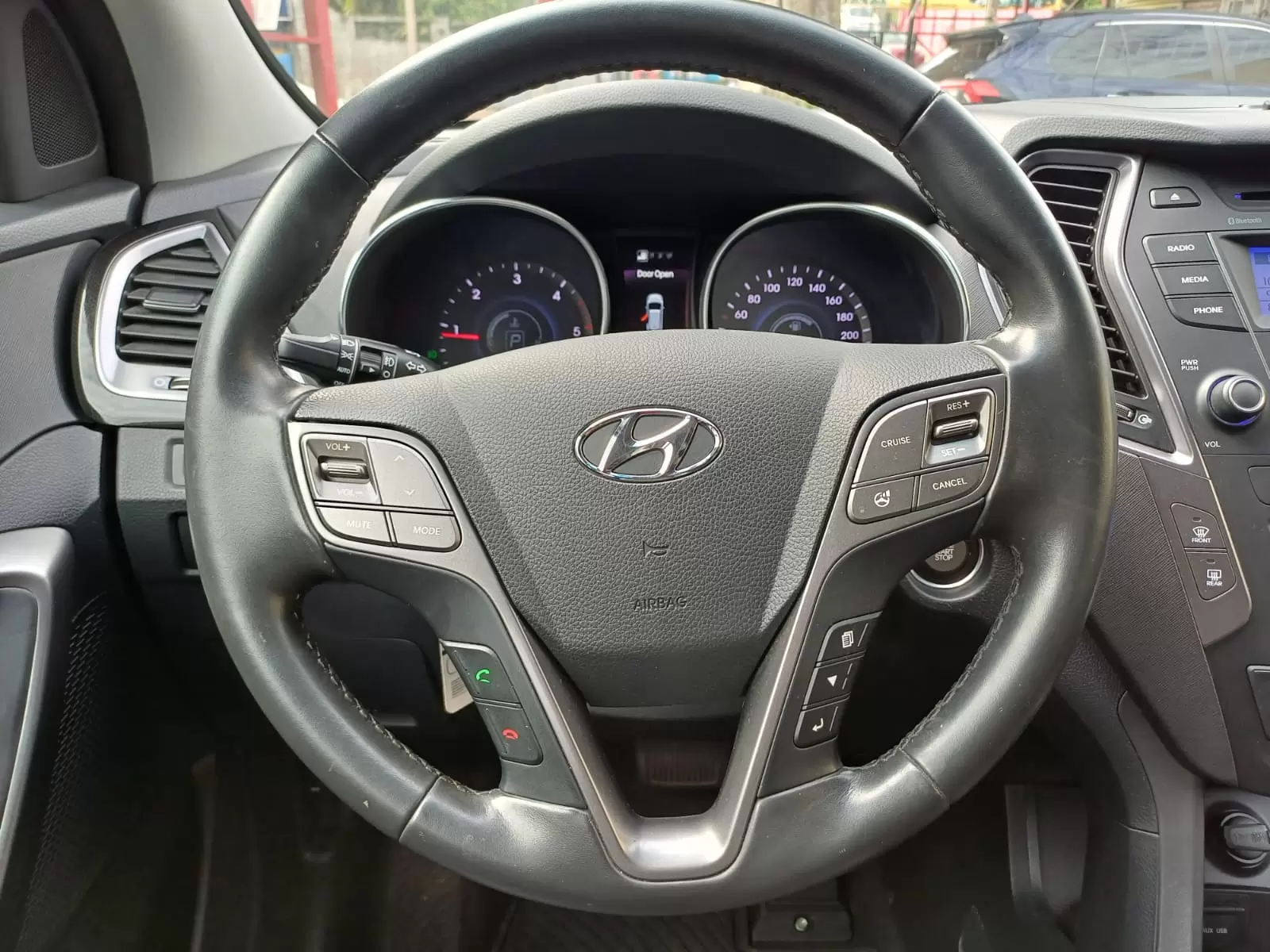 Hyundai Grand Santa Fe 4×4 Full 2016 en Globalmotors, Asunción - Imagen 17