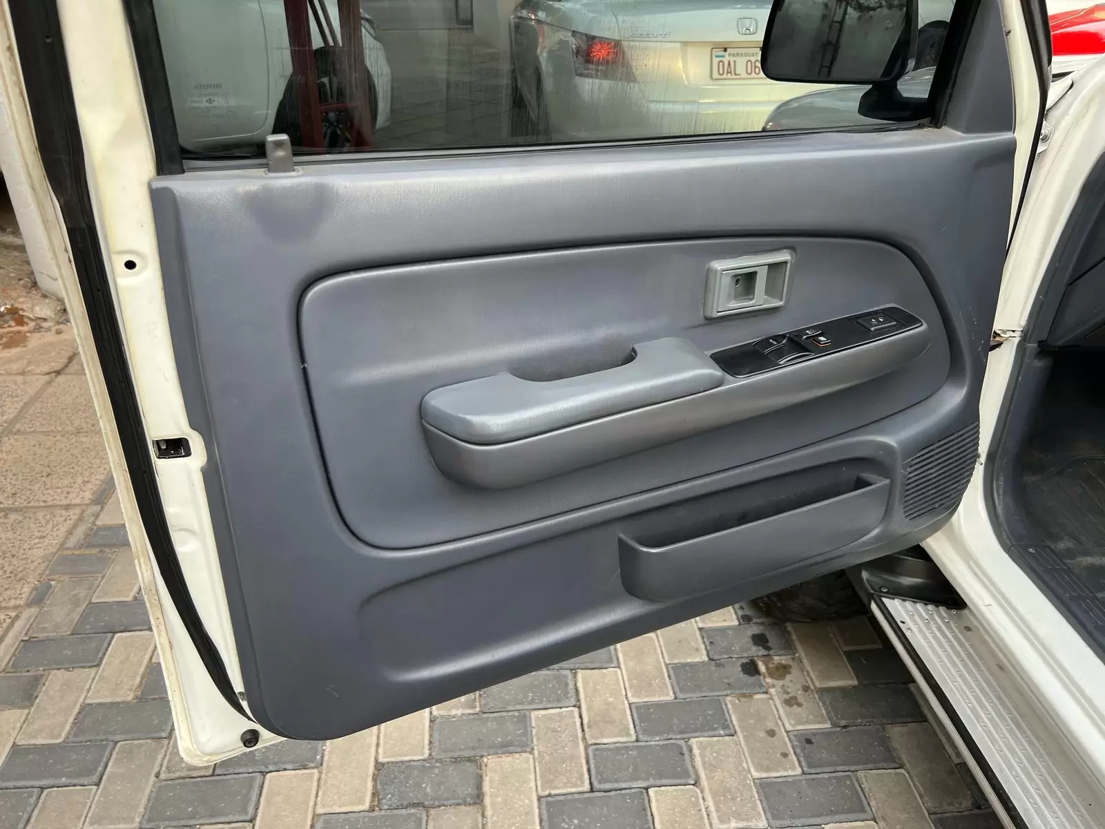 Toyota Hilux Cabina Plus 4x4 2000 en Globalmotors: Resistente y funcional. - Imagen 11