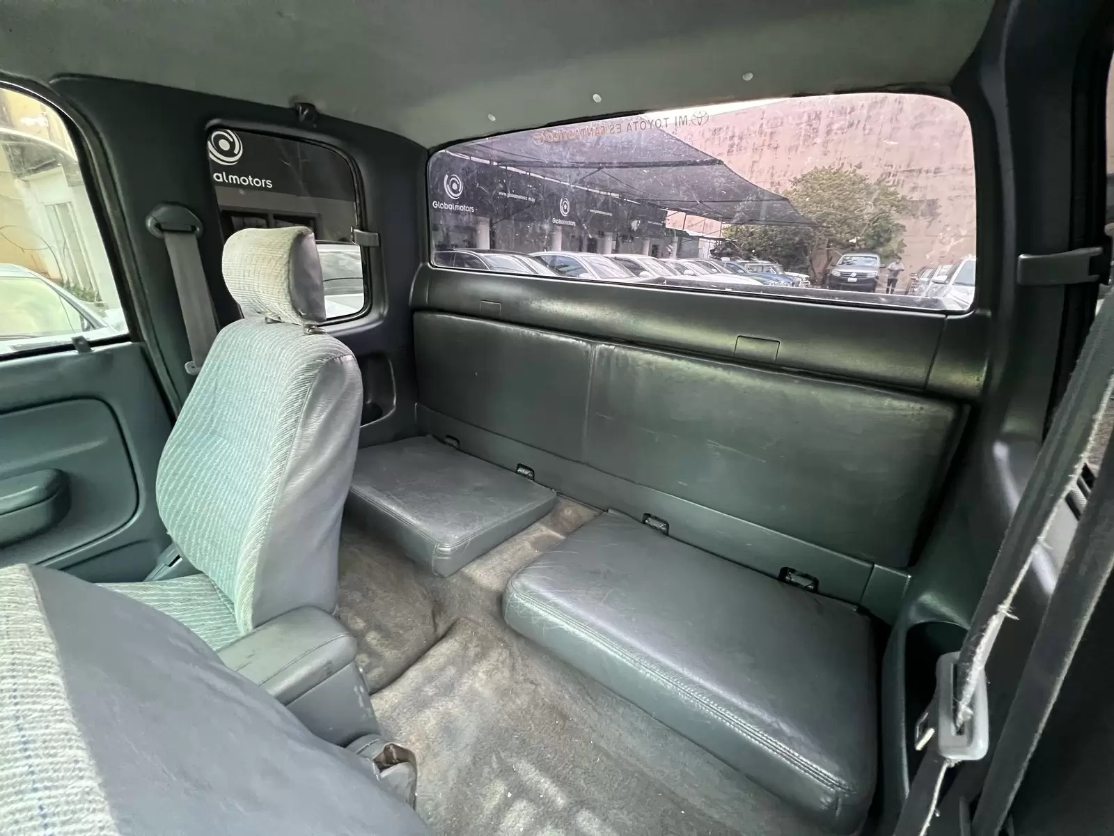 Toyota Hilux Cabina Plus 4x4 2000 en Globalmotors: Resistente y funcional. - Imagen 12