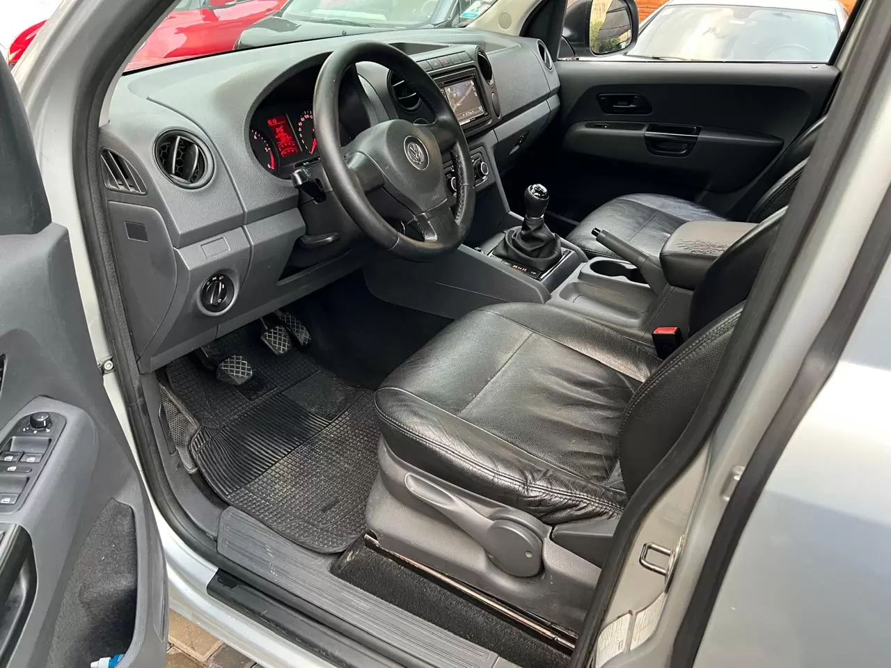 Volkswagen Amarok 4×4 2015 en Globalmotors: Robustez y confort garantizados - Imagen 11