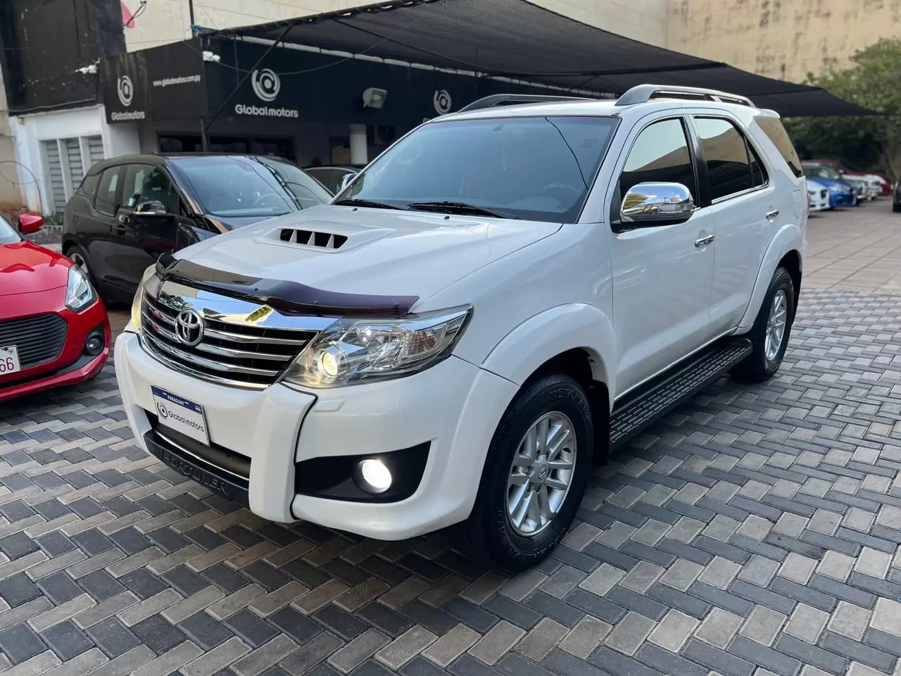 Toyota Fortuner 2013 en Globalmotors: SUV robusto y versátil.