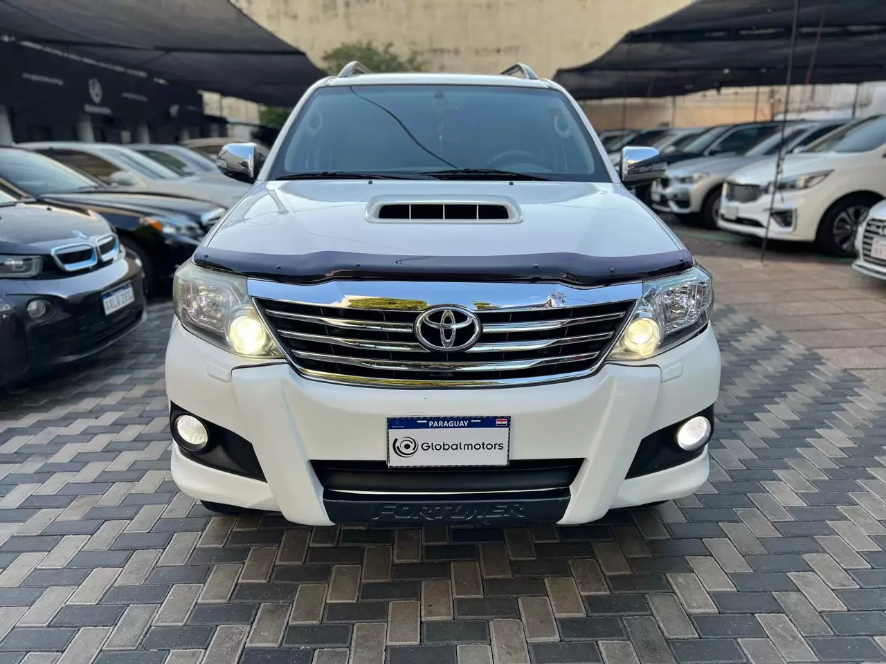 Toyota Fortuner 2013 en Globalmotors: SUV robusto y versátil. - Imagen 2