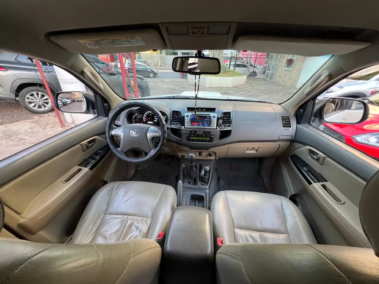 Toyota Fortuner 2013 en Globalmotors: SUV robusto y versátil. - Imagen 14
