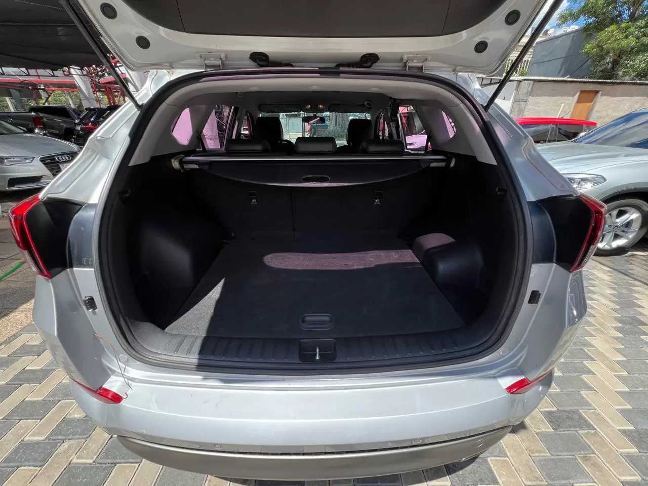Hyundai Tucson CRDi 2017 en Globalmotors: SUV compacto y eficiente. - Imagen 16