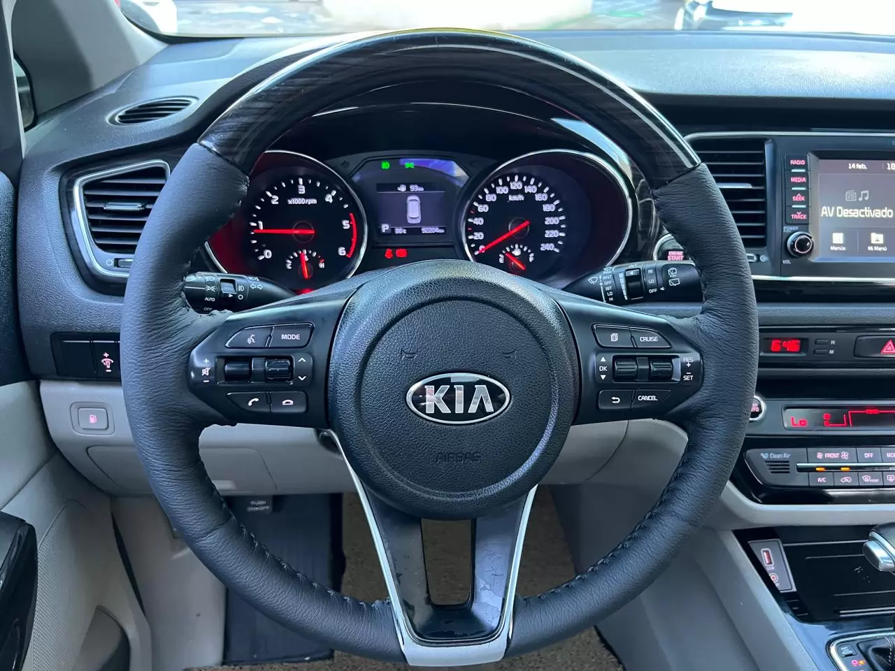 Kia Carnival Limited 2019 en Globalmotors: Elegante minivan con tecnología avanzada. - Imagen 20
