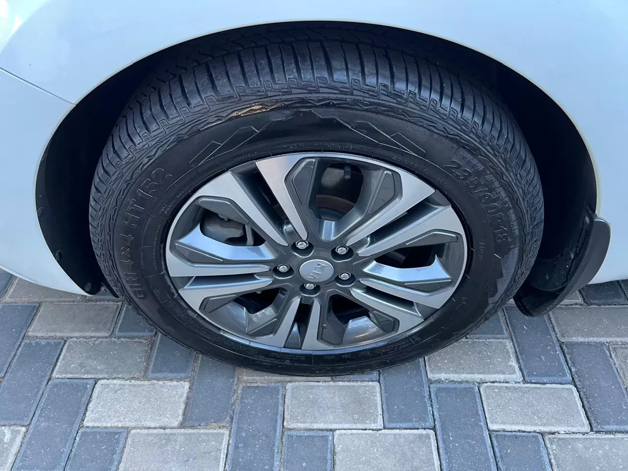 Kia Carnival Limited 2019 en Globalmotors: Elegante minivan con tecnología avanzada. - Imagen 21