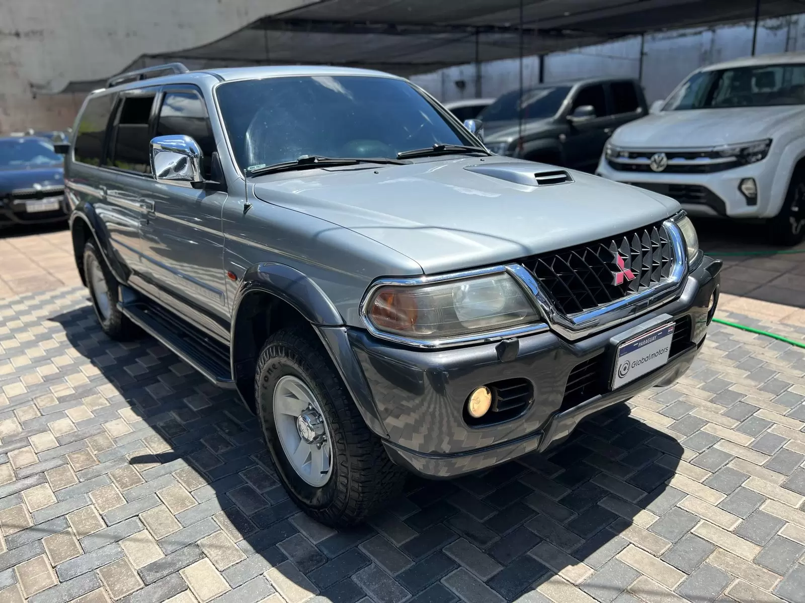 Mitsubishi Nativa Full 4×4 2000 en Globalmotors: SUV robusta y confiable - Imagen 3