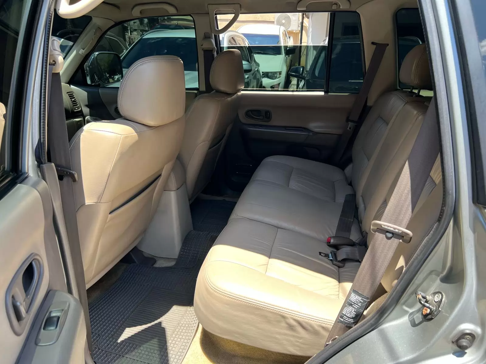 Mitsubishi Nativa Full 4×4 2000 en Globalmotors: SUV robusta y confiable - Imagen 9