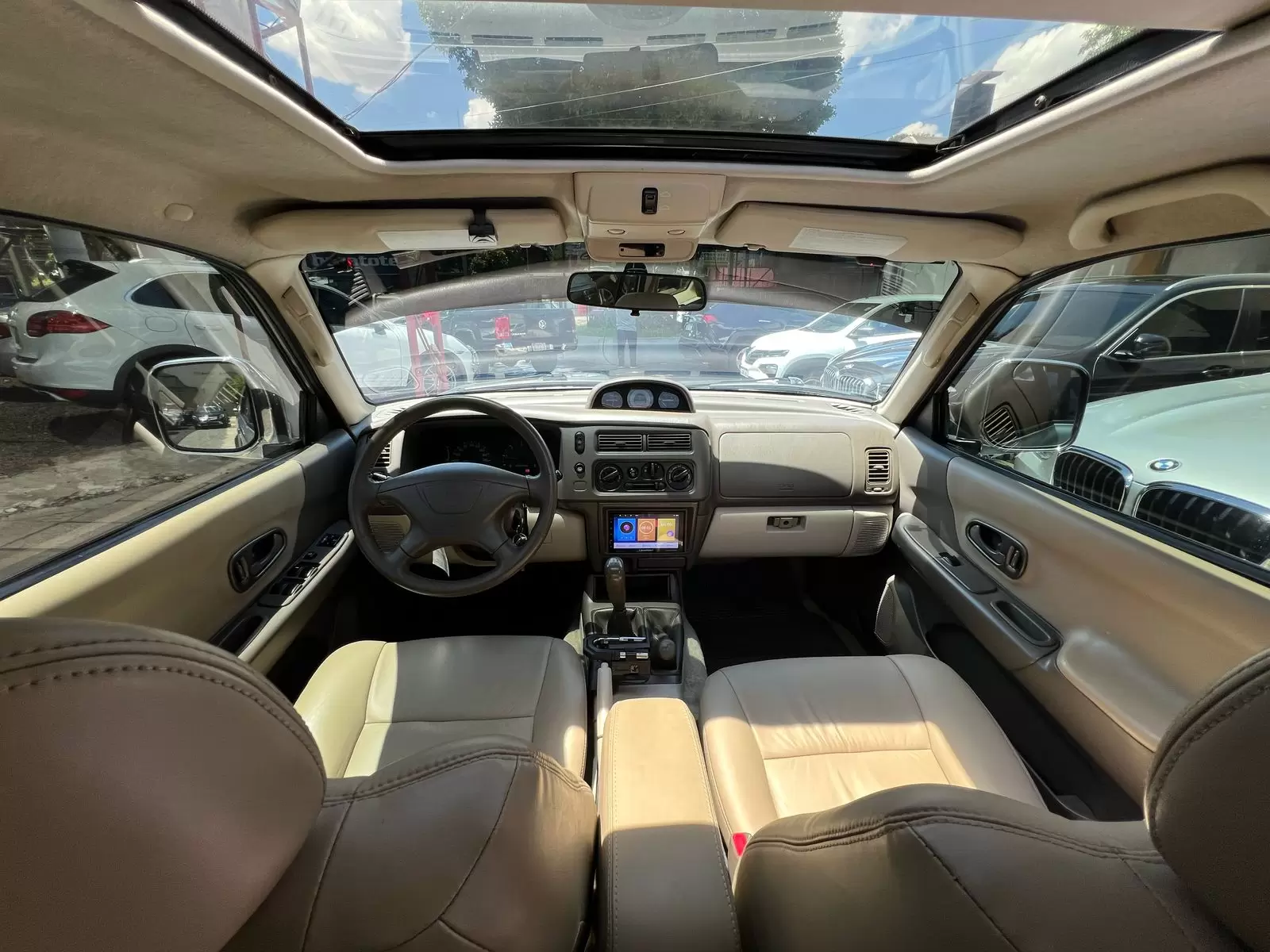 Mitsubishi Nativa Full 4×4 2000 en Globalmotors: SUV robusta y confiable - Imagen 12