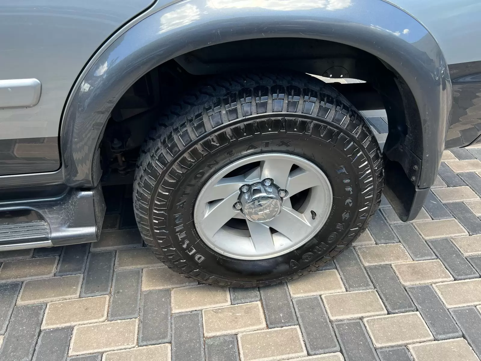 Mitsubishi Nativa Full 4×4 2000 en Globalmotors: SUV robusta y confiable - Imagen 17