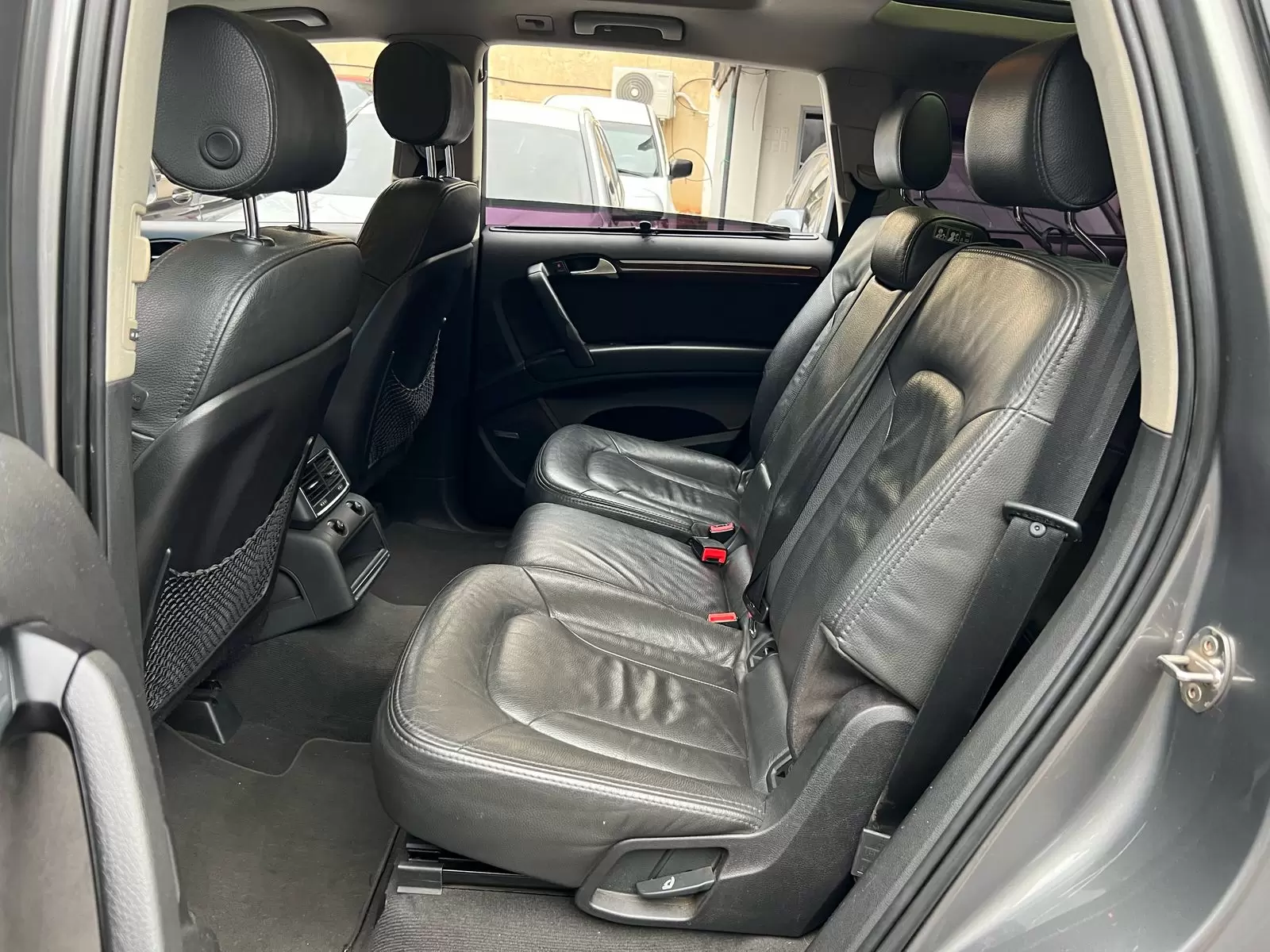 Audi Q7 Quattro TDI 2011 - SUV de lujo y potencia - Imagen 10
