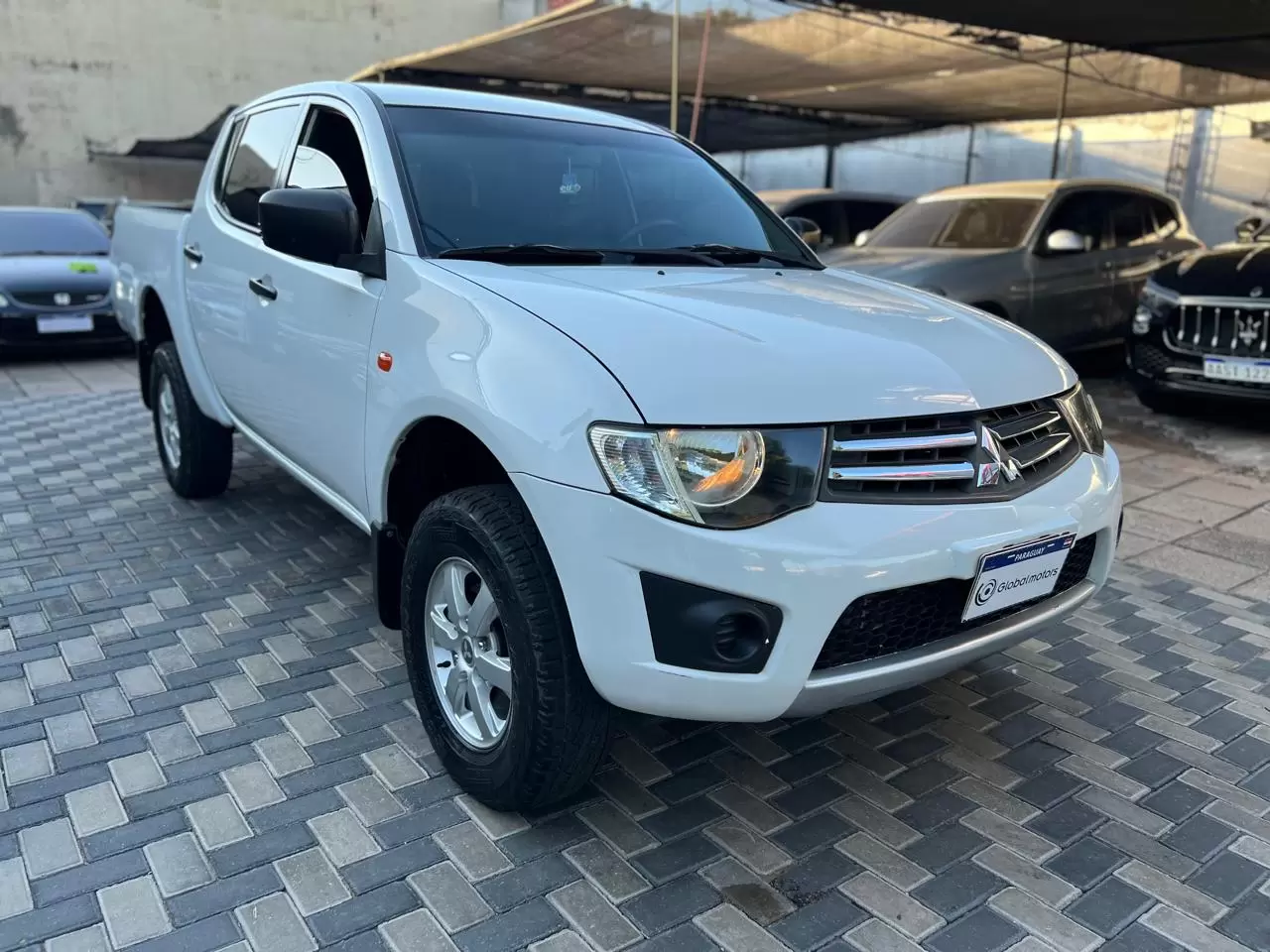Mitsubishi Triton L200 GLX 2017 - Pickup robusta y versátil - Imagen 3
