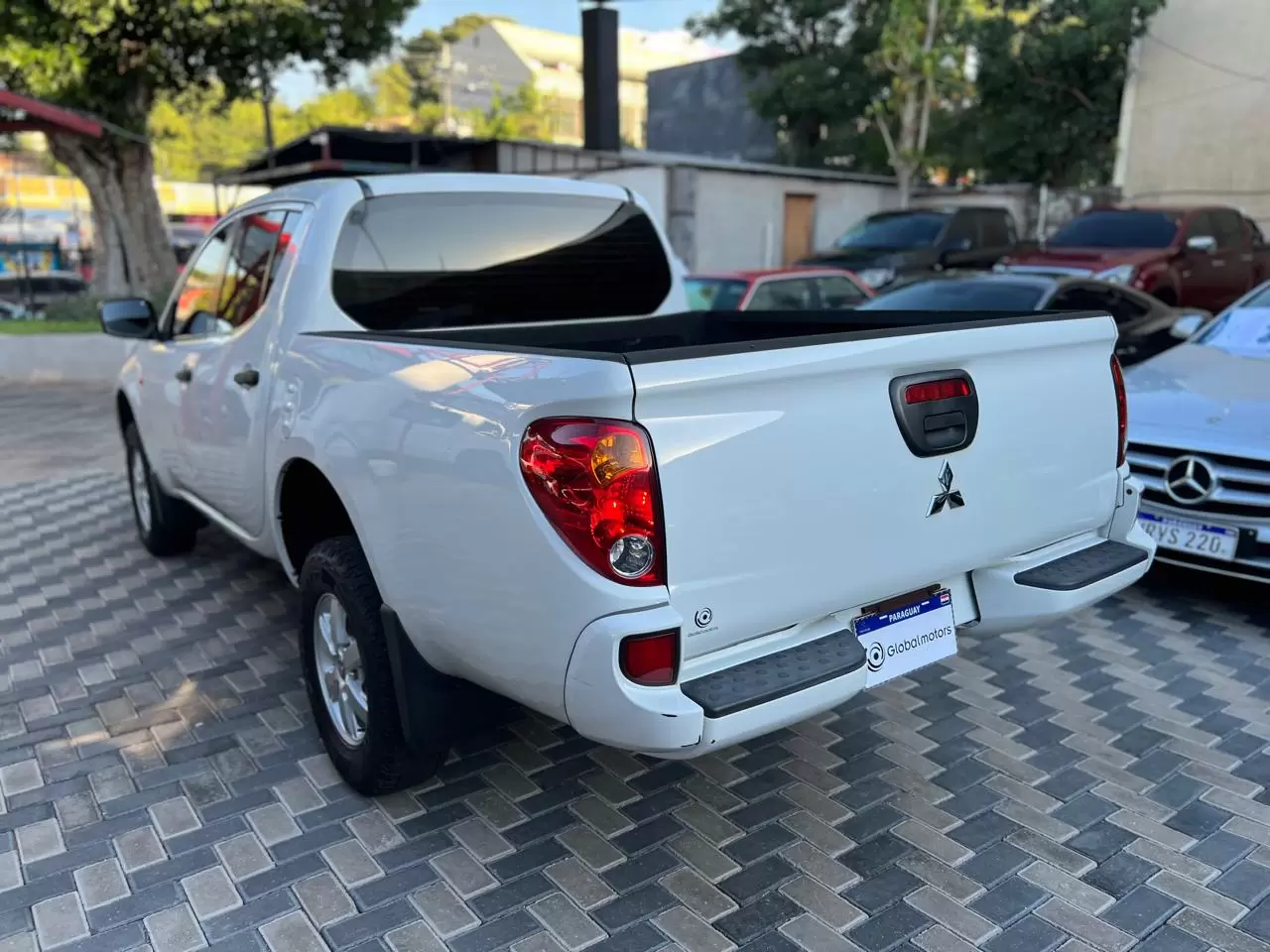 Mitsubishi Triton L200 GLX 2017 - Pickup robusta y versátil - Imagen 6