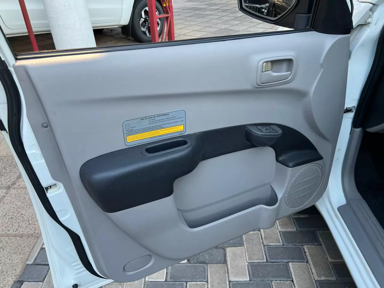 Mitsubishi Triton L200 GLX 2017 - Pickup robusta y versátil - Imagen 10